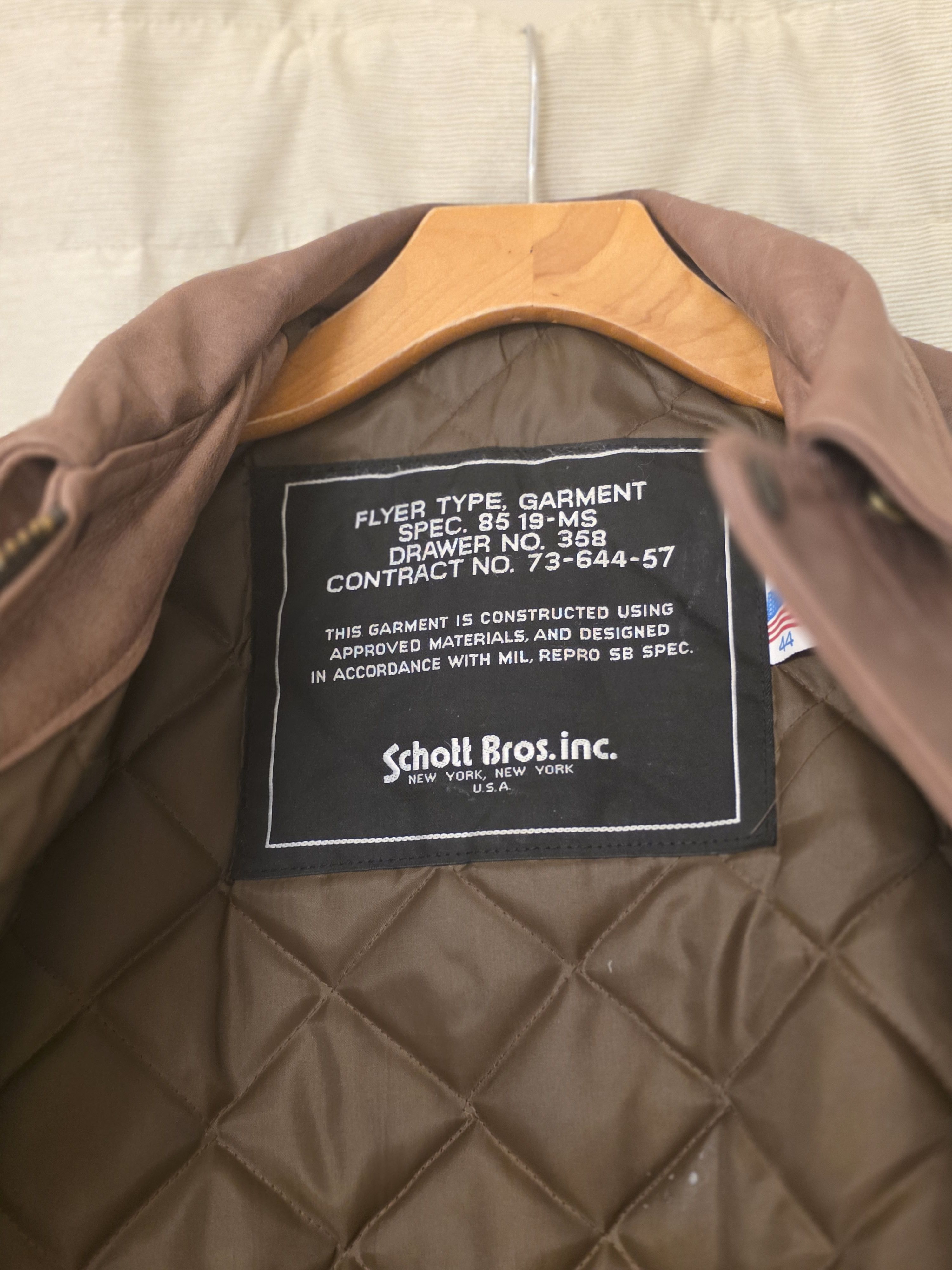 Schott Schott A-2 Leather Flight Jacket Vintage Brown USA Made Size US L / EU 52-54 / 3 - 7 Thumbnail