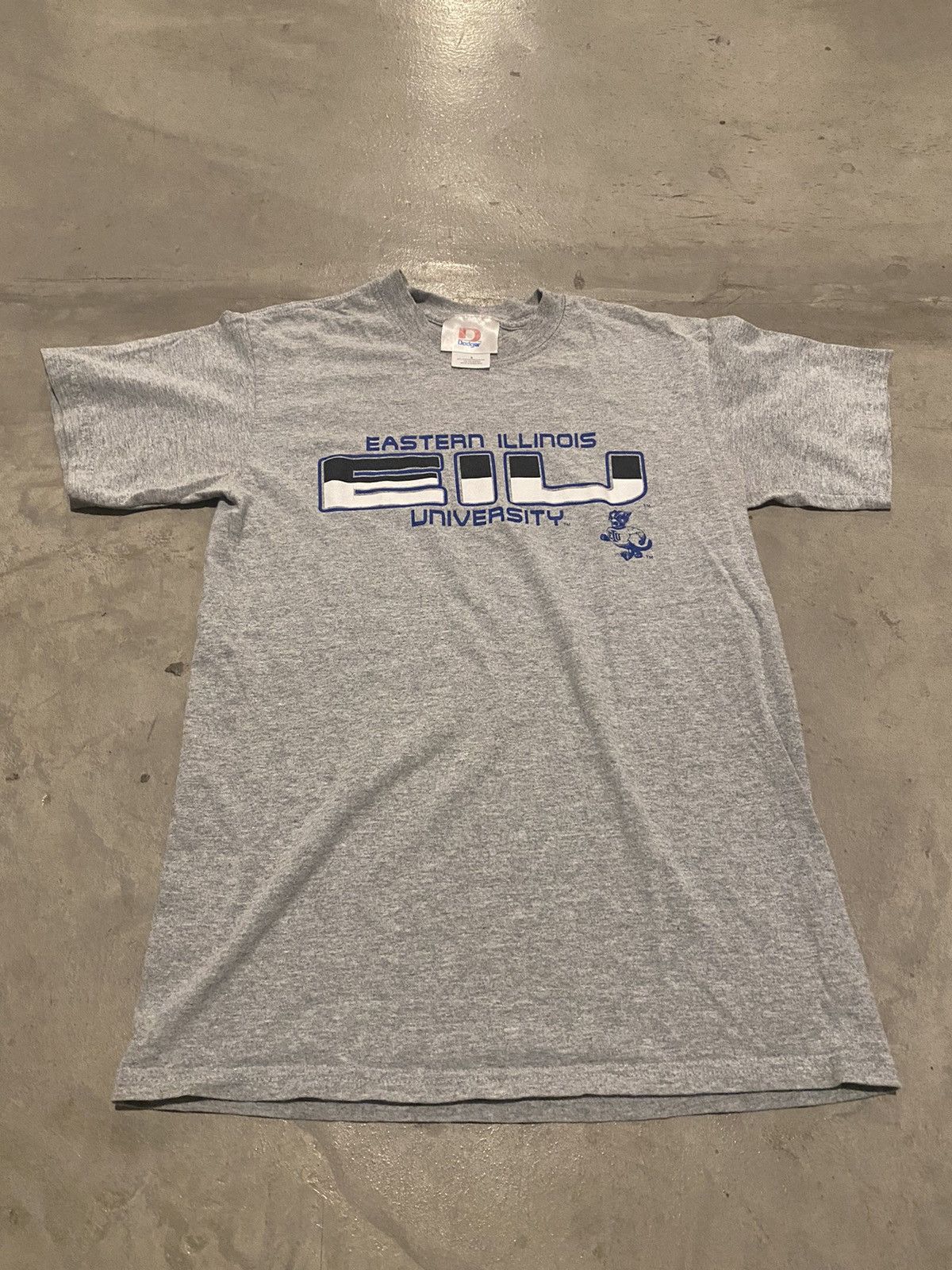 Vintage 00s’ Dodger “Eastern Illinois University” Tee Size US S / EU 44-46 / 1 - 1 Thumbnail