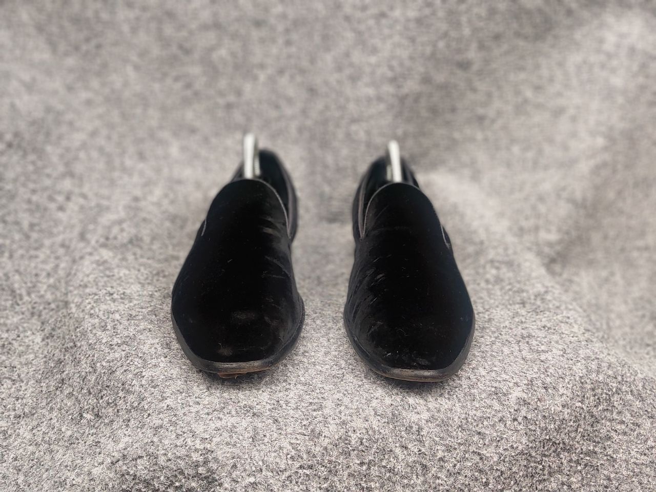 Dolce & Gabbana Dolce & Gabbana Velour Black Slip On loafers classic Shoes Size US 7 / EU 40 - 2 Thumbnail