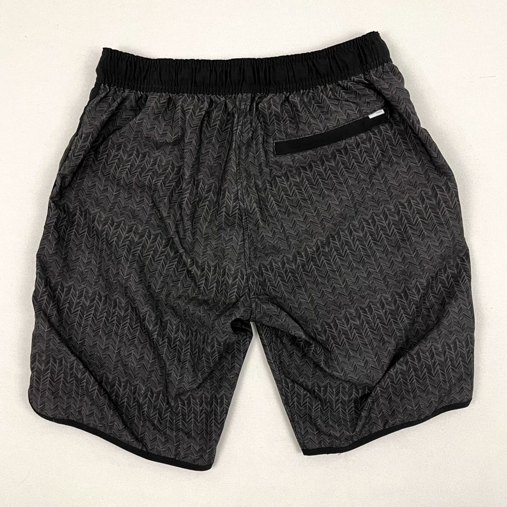 Vuori Vuori Banks Shorts Mens M 9" Gray Athletic Active Running Training Size US 31 - 7 Thumbnail