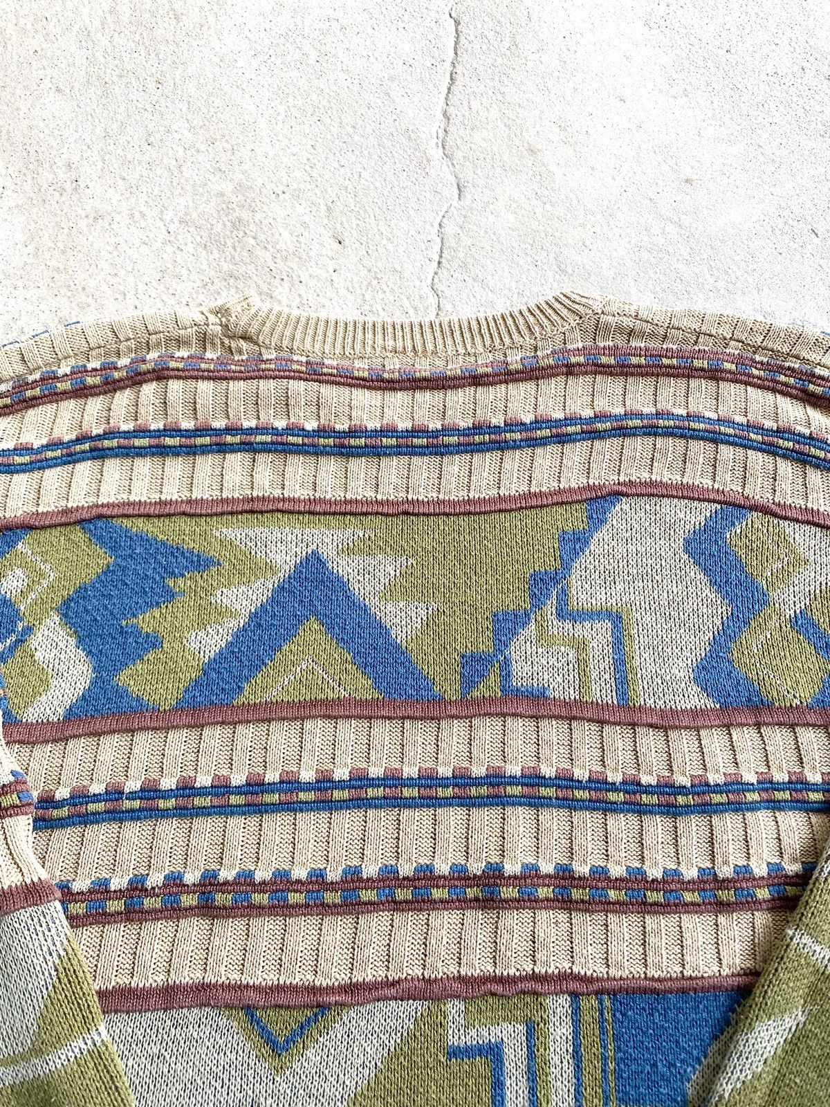 Coogi Rare! Vintage Abstract Knit Sweater Japanese Hype Retro Size US M / EU 48-50 / 2 - 13 Thumbnail