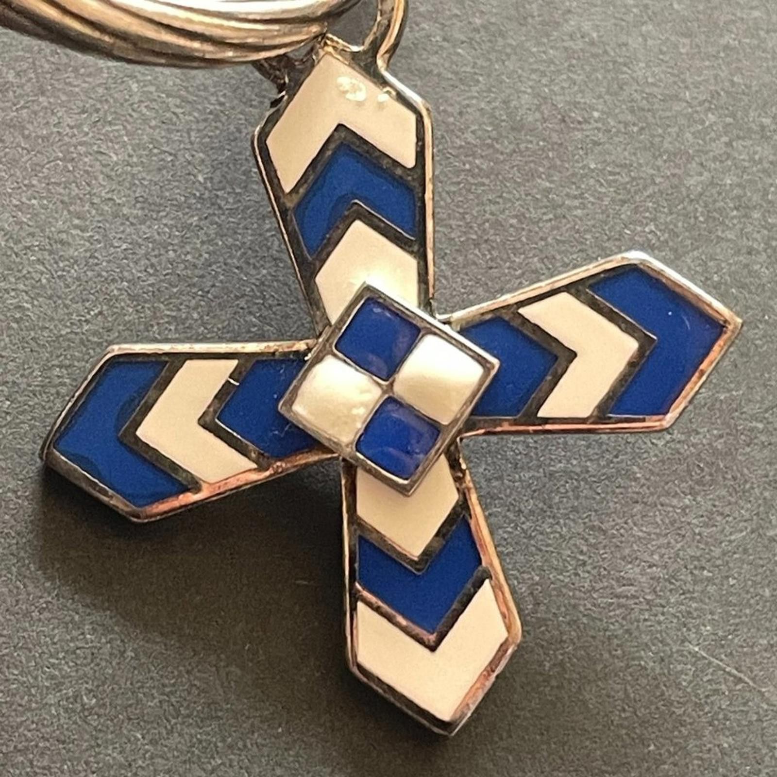 Gucci Gucci Cross Motif Hoop Earrings 703654 Size ONE SIZE - 2 Thumbnail