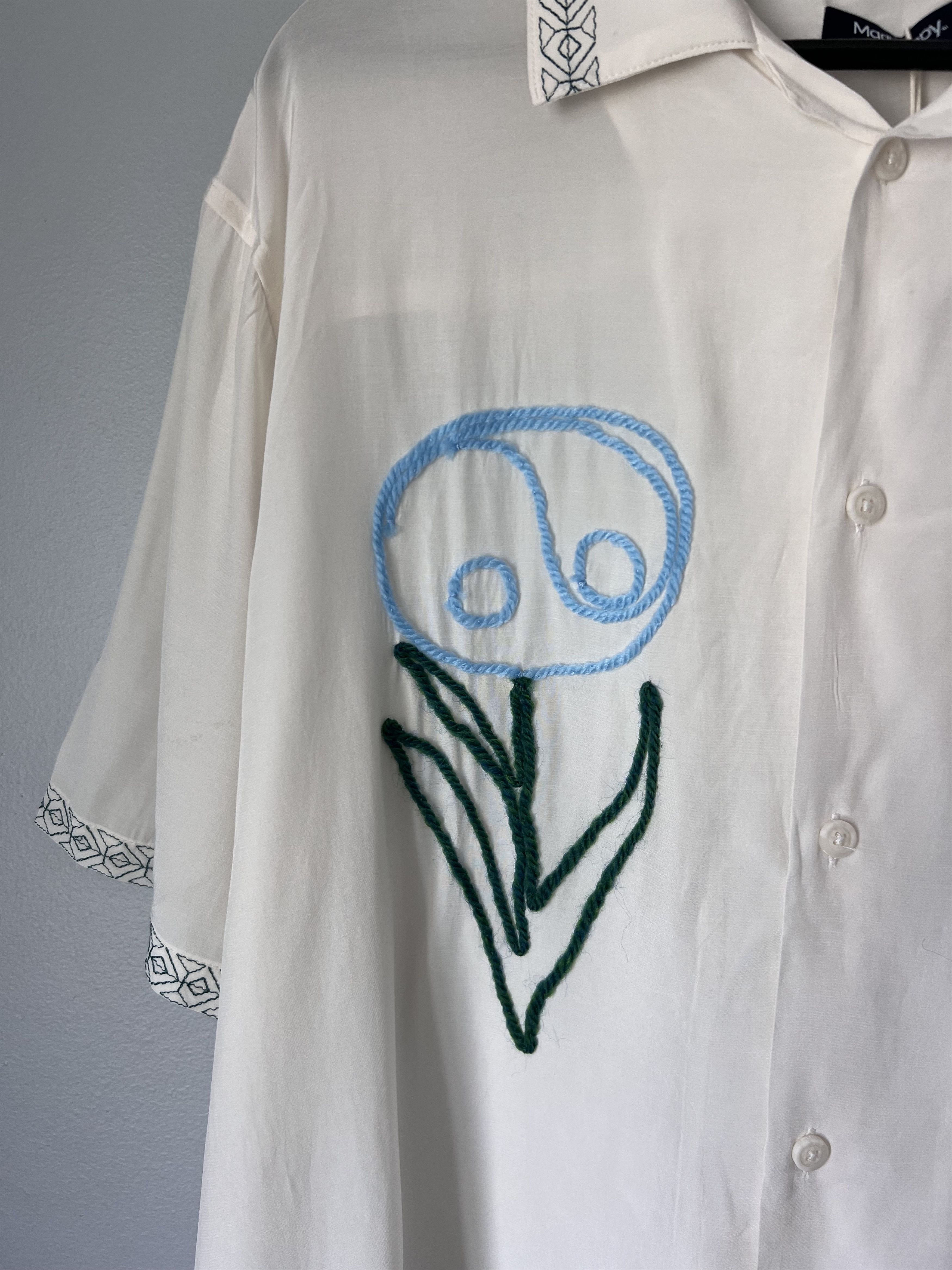 Madhappy Madhappy Embroidered Synergy Camp Collar Shirt in White Size US L / EU 52-54 / 3 - 3 Thumbnail
