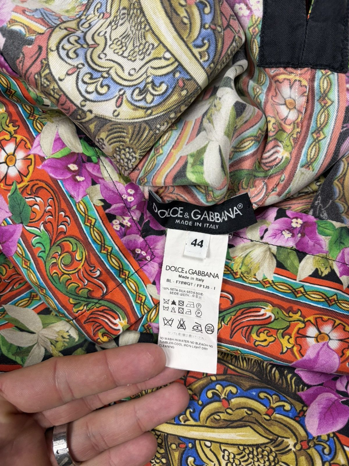 Dolce & Gabbana Dolce & Gabbana Silk Sleeveless Tank Top Multicolor Print Size M / US 6-8 / IT 42-44 - 7 Thumbnail