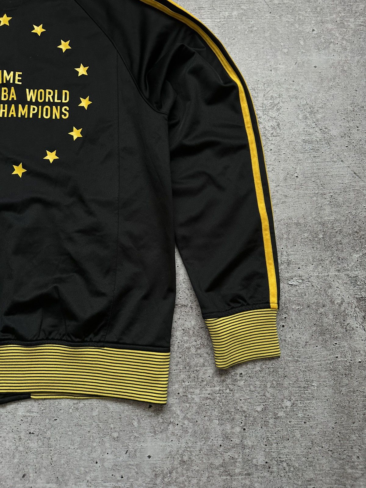 Adidas Adidas LA Lakers 15 Time NBA World Champions Track Jacket Size US M / EU 48-50 / 2 - 15 Thumbnail