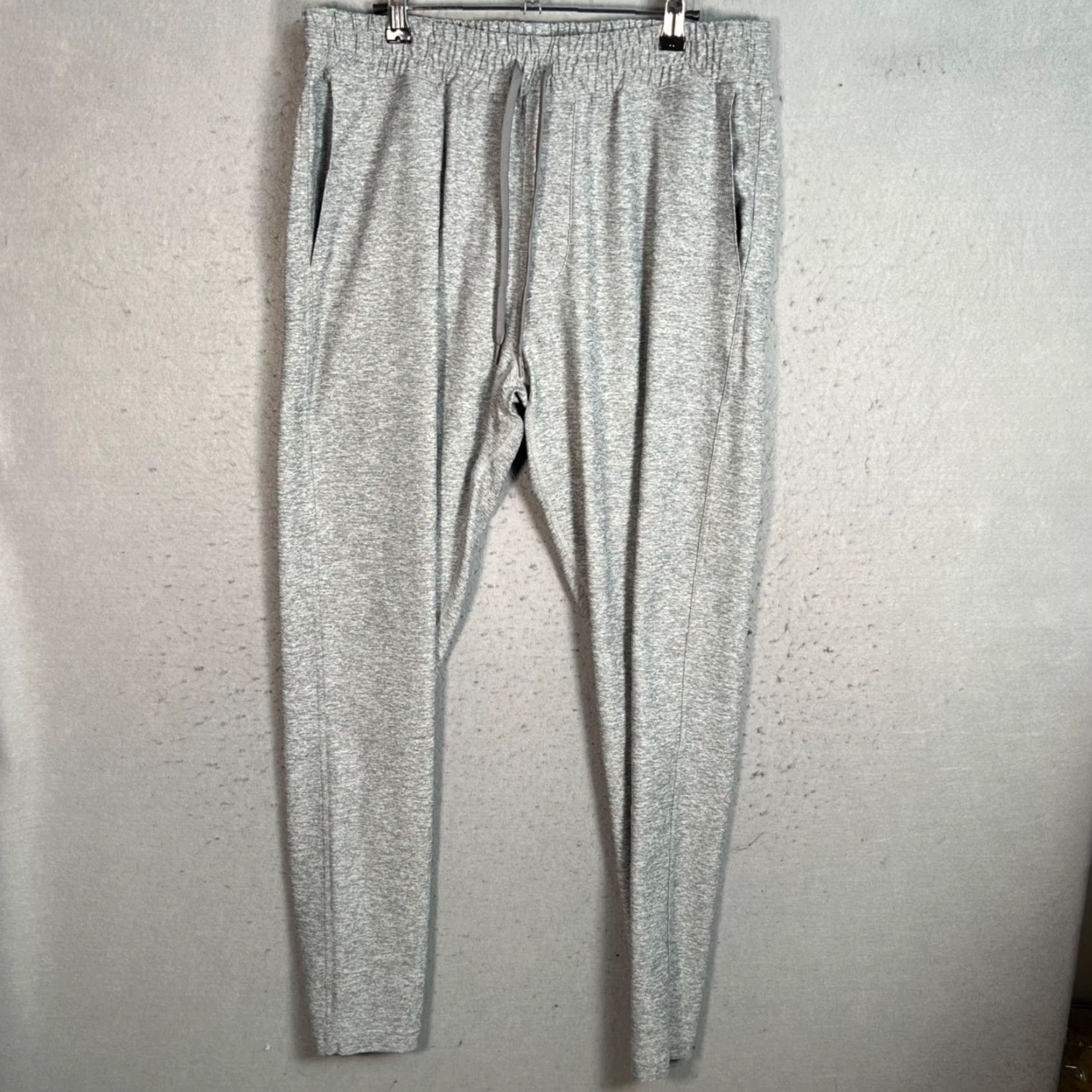 Outdoor Voices Outdoor Voices Mens Size Large Gray Jogger Athletic Pants Tapered Leg Size US 33 - 2 Thumbnail