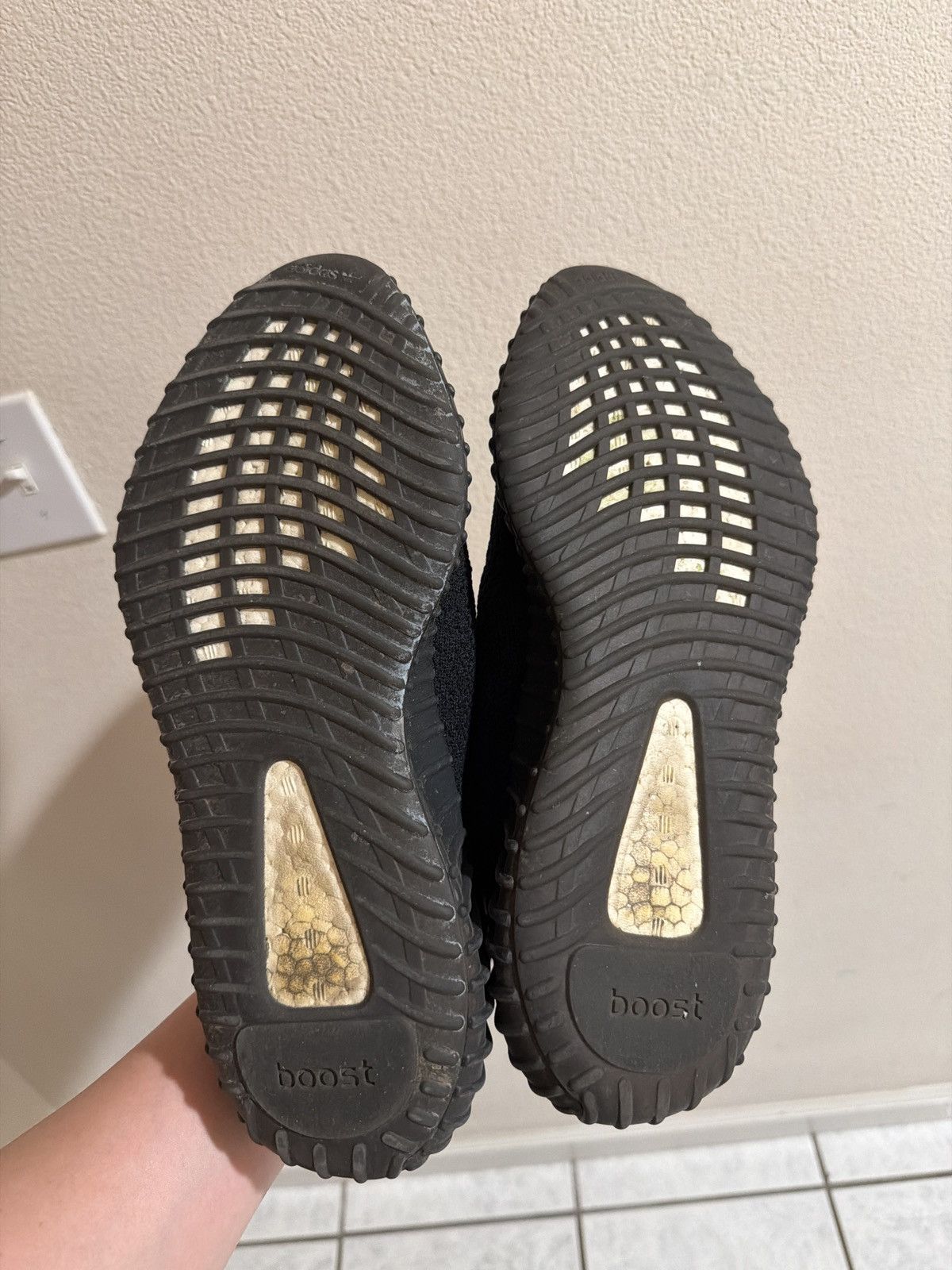 Yeezy Bred yeezy 350 Size US 11 / EU 44 - 2 Thumbnail