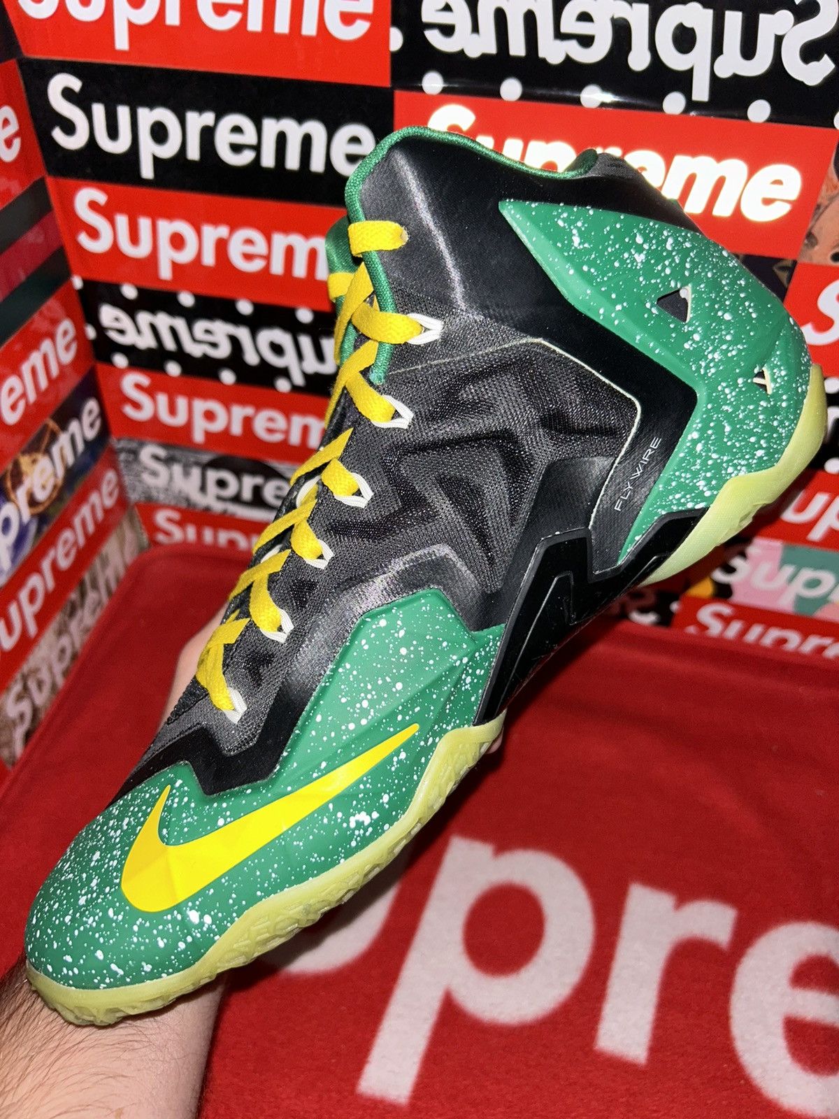 Nike Nike Lebron 11 iD 641216-991 size 12 nikeID VNDS RARE SHOES Size US 12 / EU 45 - 9 Thumbnail