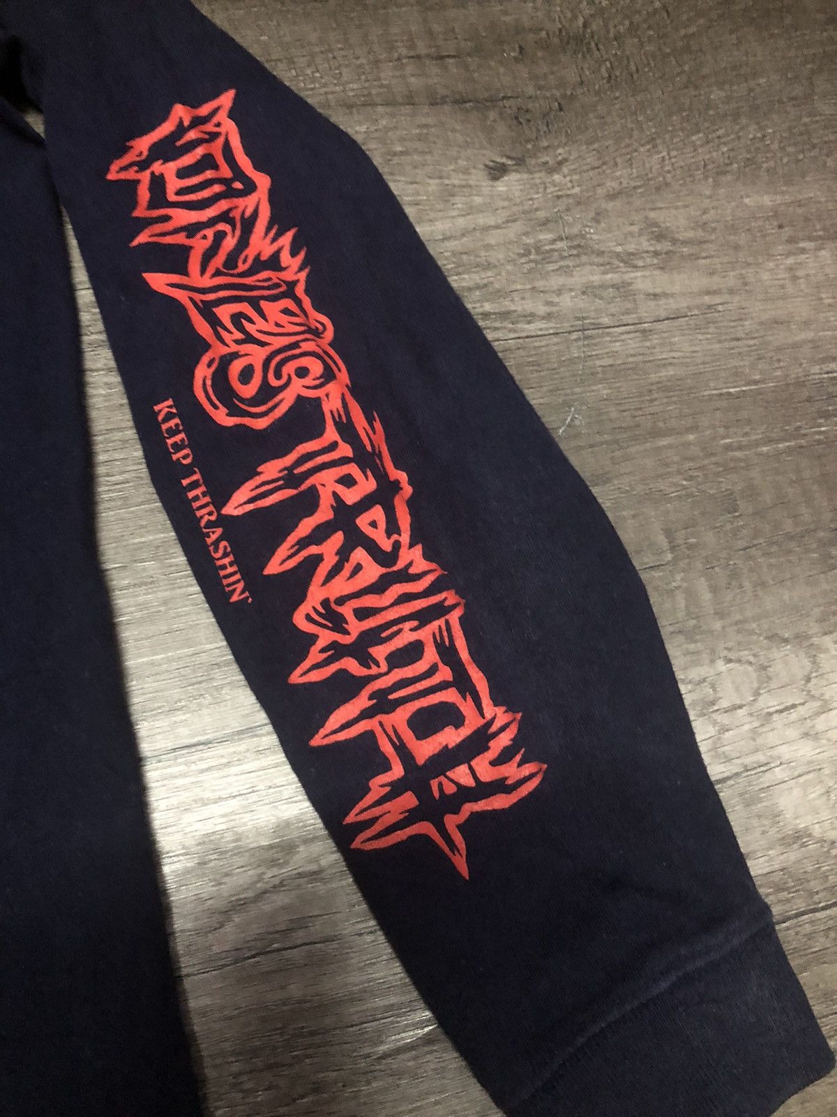 Band Tees Ones Truth Keep Thrashin Hardcore Band Long Sleeve Tshirt Size US L / EU 52-54 / 3 - 11 Thumbnail