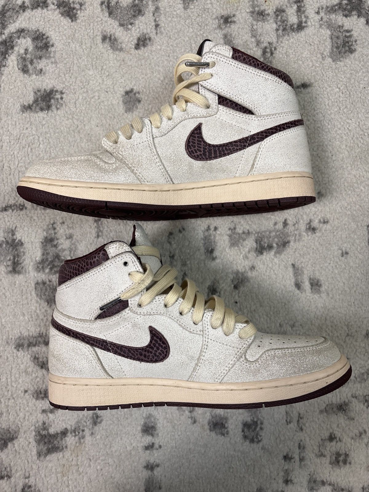 A Ma Maniere × Jordan Brand AIR JORDAN 1 A MA MANIERE Size US 9 / EU 42 - 2 Thumbnail