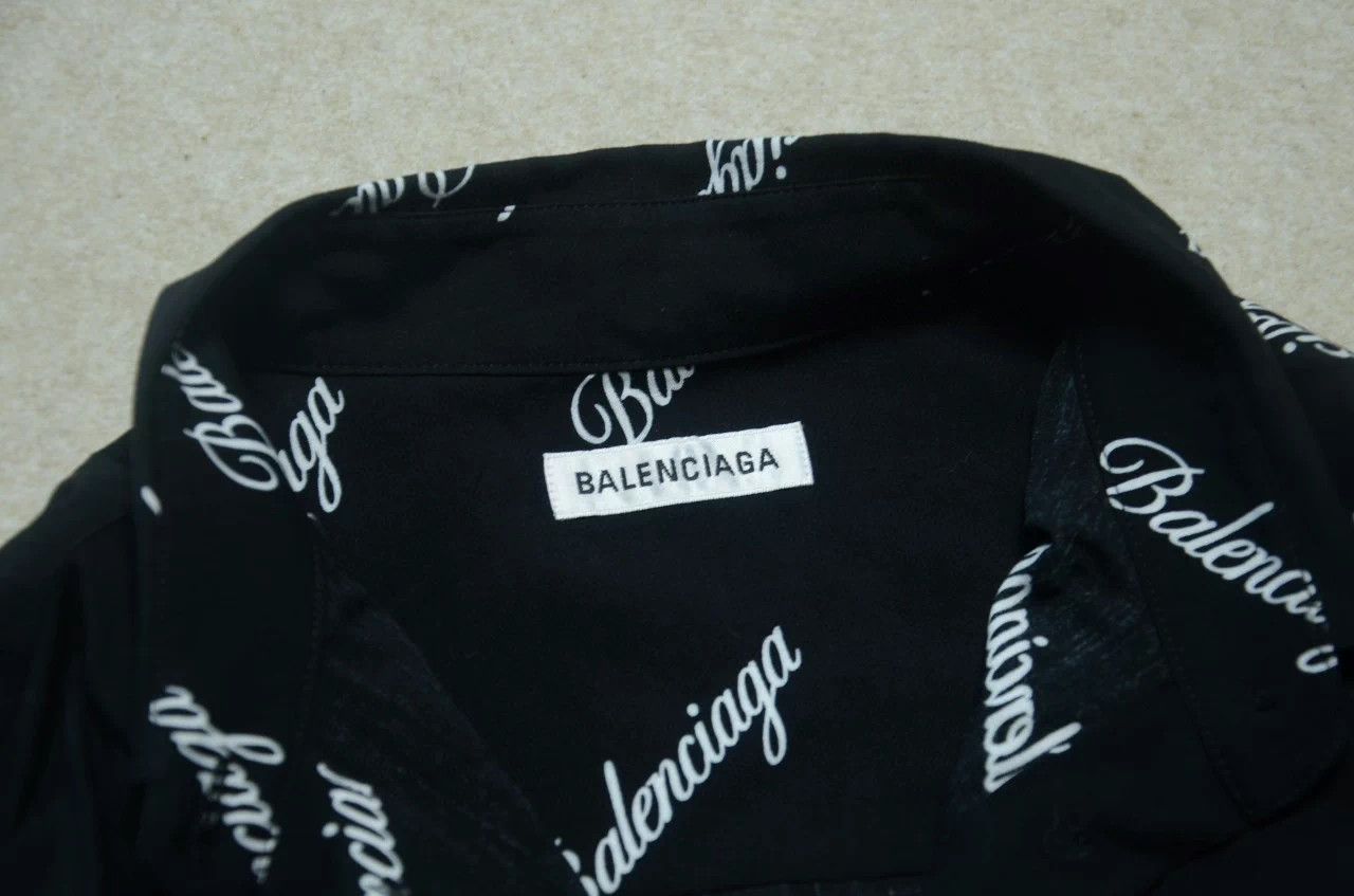 Balenciaga Balenciaga full logo black silk short sleeve shirt Size US M / EU 48-50 / 2 - 5 Thumbnail