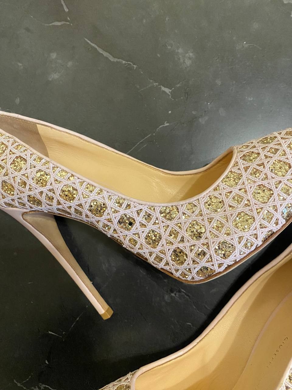 Giuseppe Zanotti Authentic Giuseppe Zanotti embroidered pump heels Size US 9.5 / IT 39.5 - 6 Thumbnail