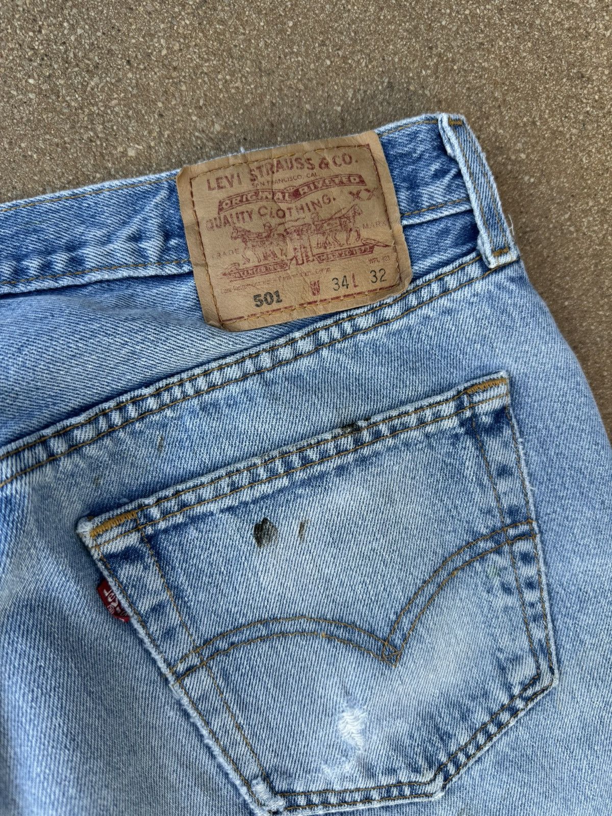 Levi's Vintage 90s Levis 501xx Buttonfly Straight Denim Jeans 32x30 Size US 32 / EU 48 - 8 Thumbnail