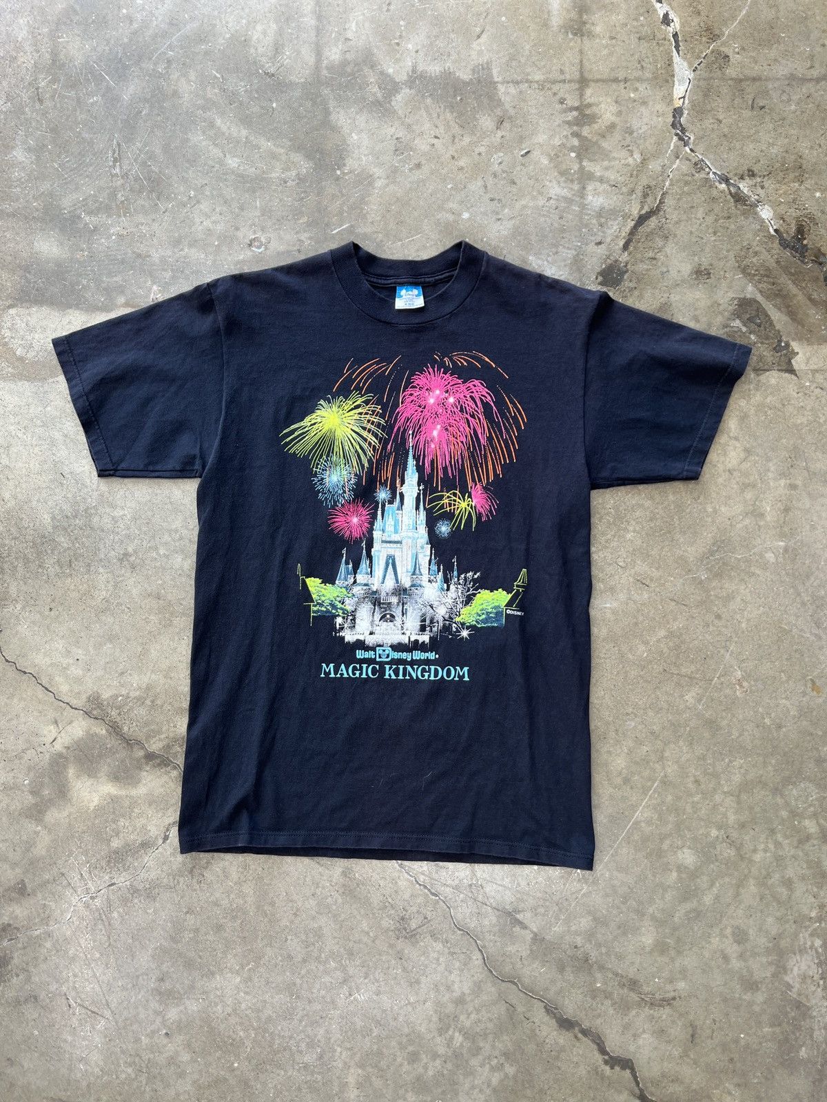 Disney × Vintage Vintage 90s Walt Disney World Magic Kingdom Tee Medium Size US M / EU 48-50 / 2 - 2 Thumbnail