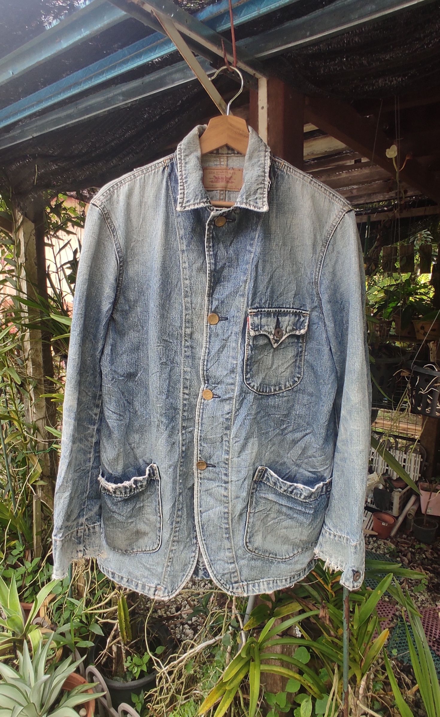 Levi's Vintage Clothing Distressed Vintage Levi's Chore Jacket Size US M / EU 48-50 / 2 - 1 Thumbnail