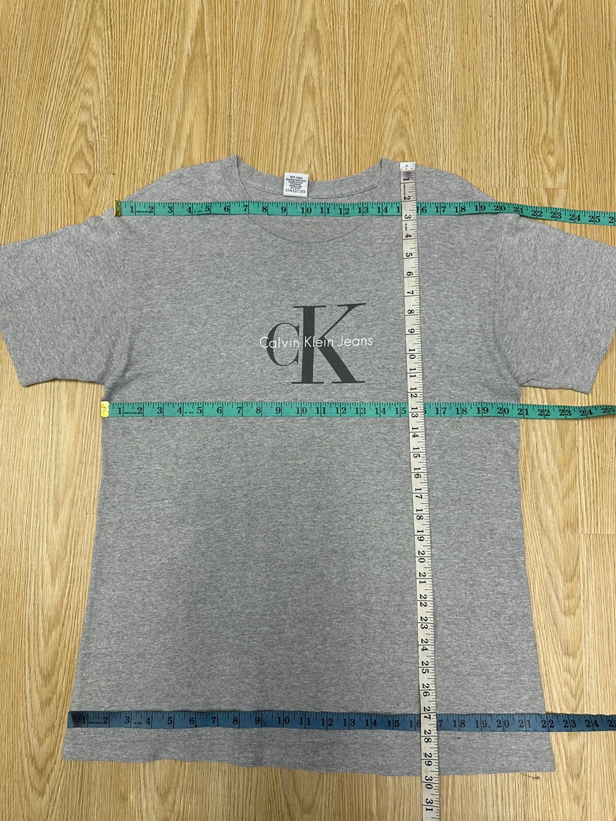 Calvin Klein Vintage Calvin Klein Usa Tshirt A264 Size US M / EU 48-50 / 2 - 4 Thumbnail
