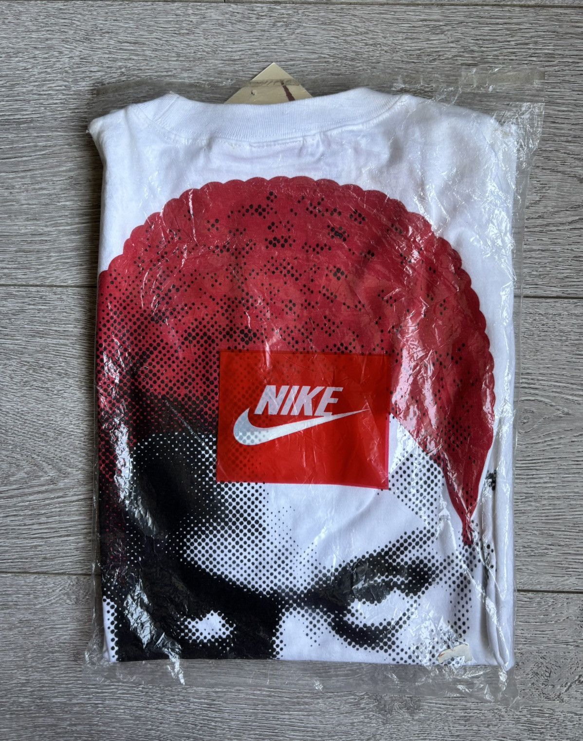 Nike VERY RARE DEADSTOCK Vintage 90s Nike Rodman tshirt Size US L / EU 52-54 / 3 - 1 Thumbnail