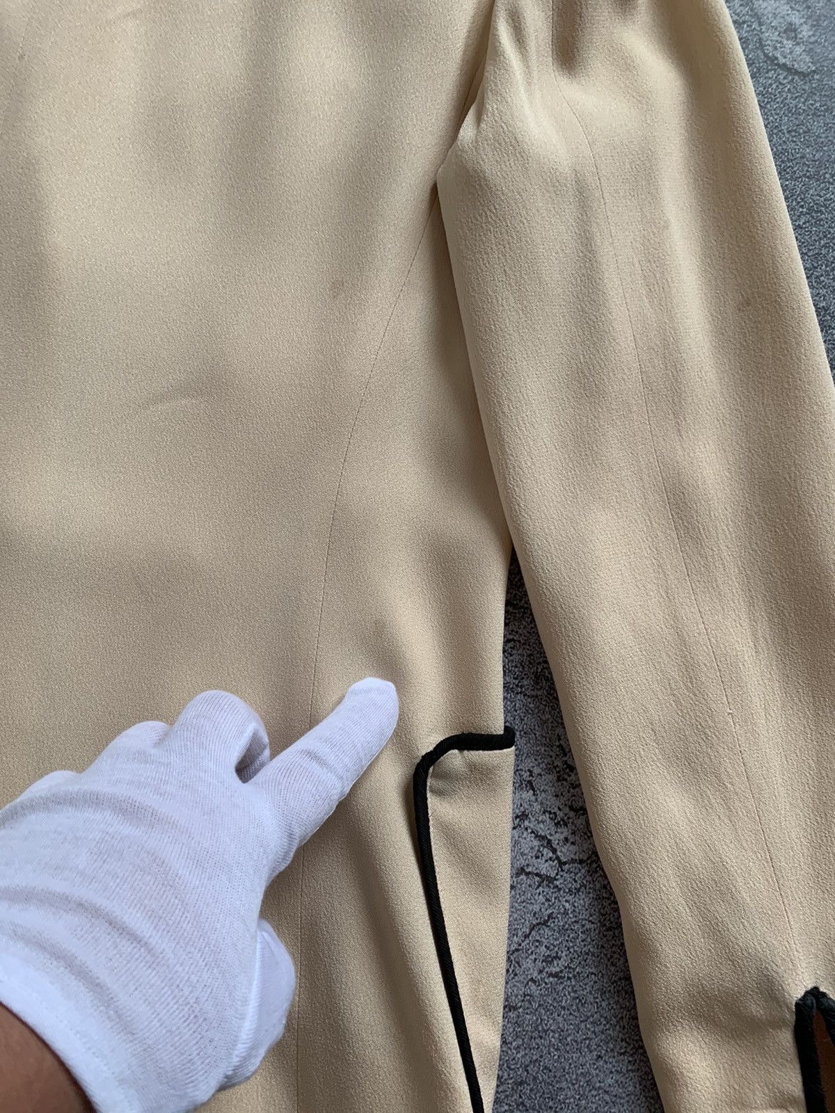 Designer × Moschino × Vintage VTG 1980’s Moschino Cheap & Chic Cream Suit Women’s 42 size Size L / US 10 / IT 46 - 23 Thumbnail