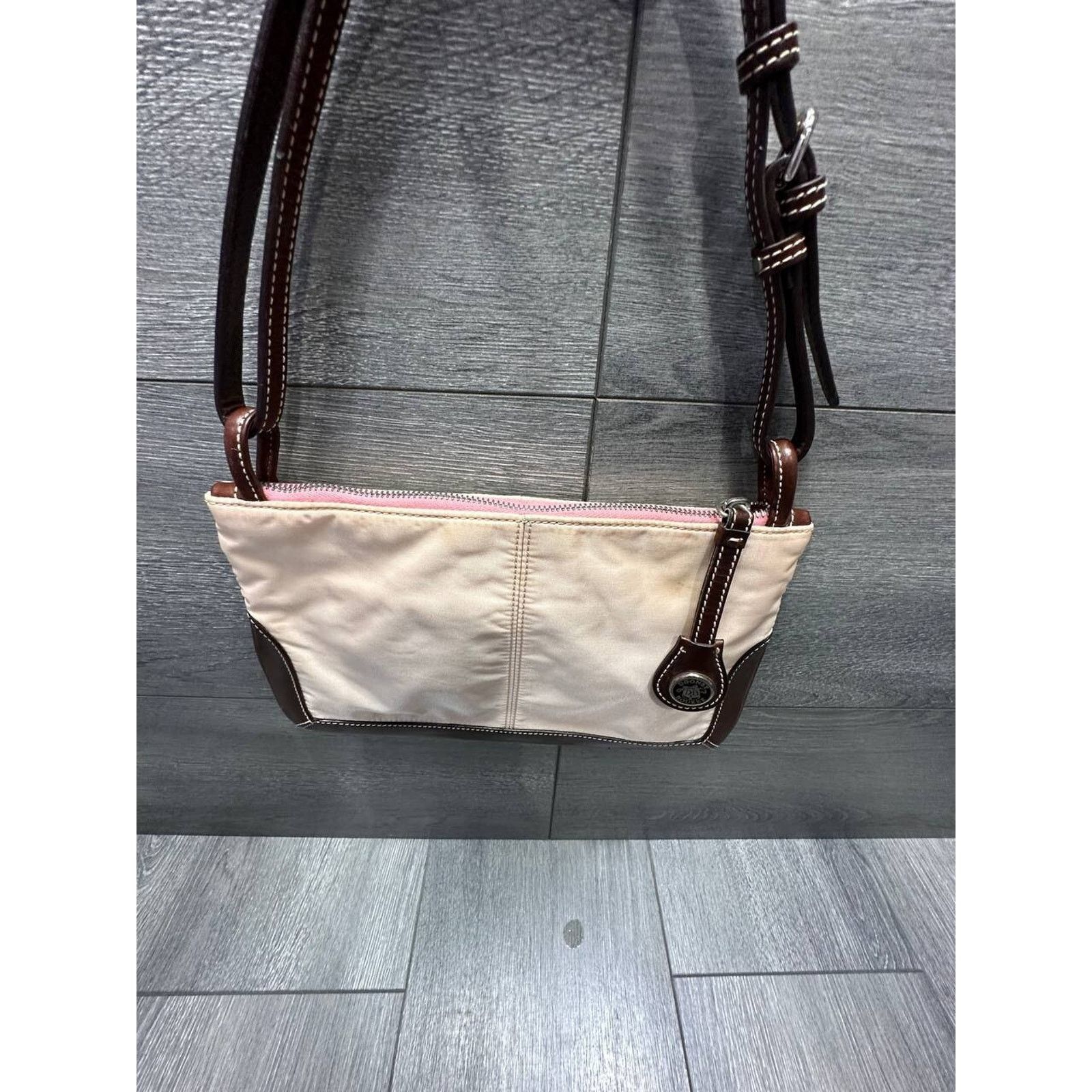 Dooney & Bourke Vintage Dooney & Bourke small shoulder bag Beige B000483 Size ONE SIZE - 3 Thumbnail