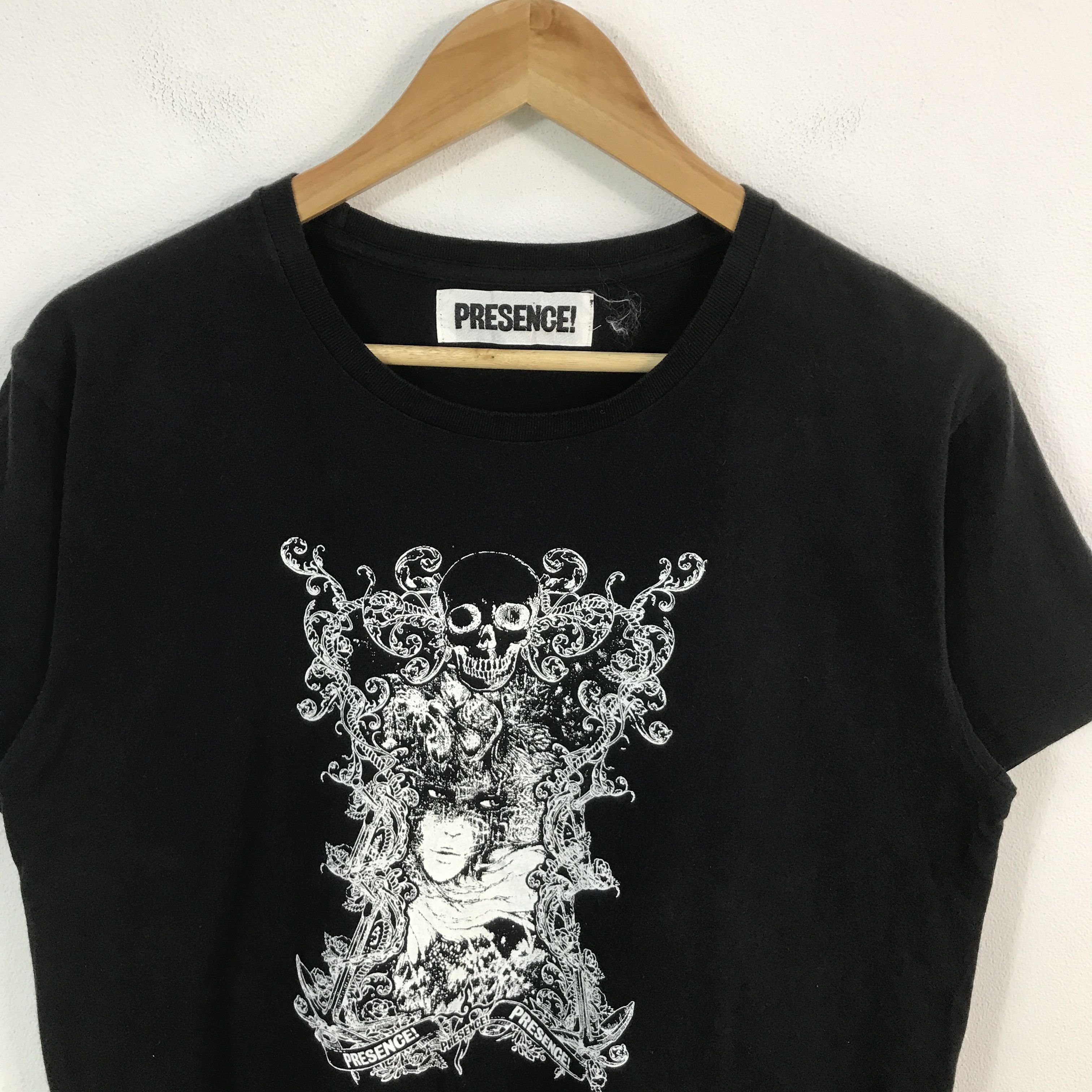 Japanese Brand presence Design Skull black tshirts punk Japan style Size US M / EU 48-50 / 2 - 3 Thumbnail
