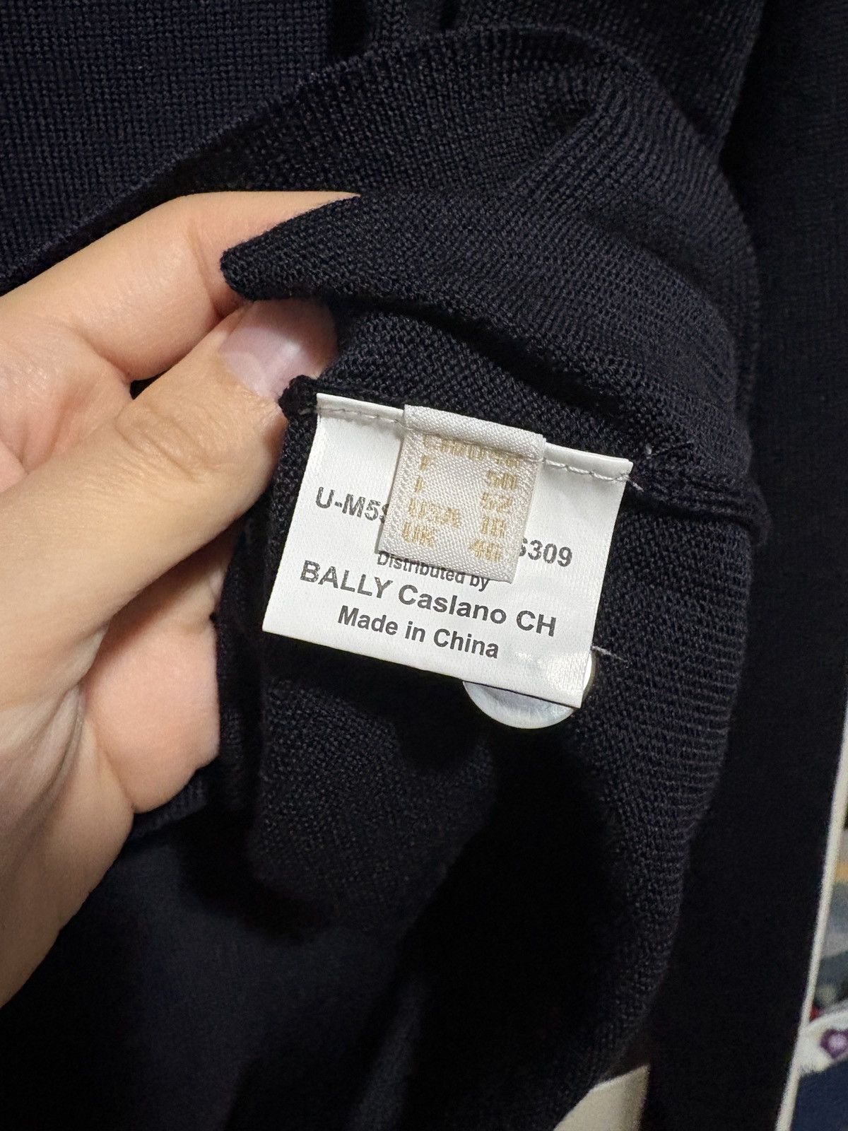 Bally Bally Navy Wool Cardigan Size US L / EU 52-54 / 3 - 8 Thumbnail