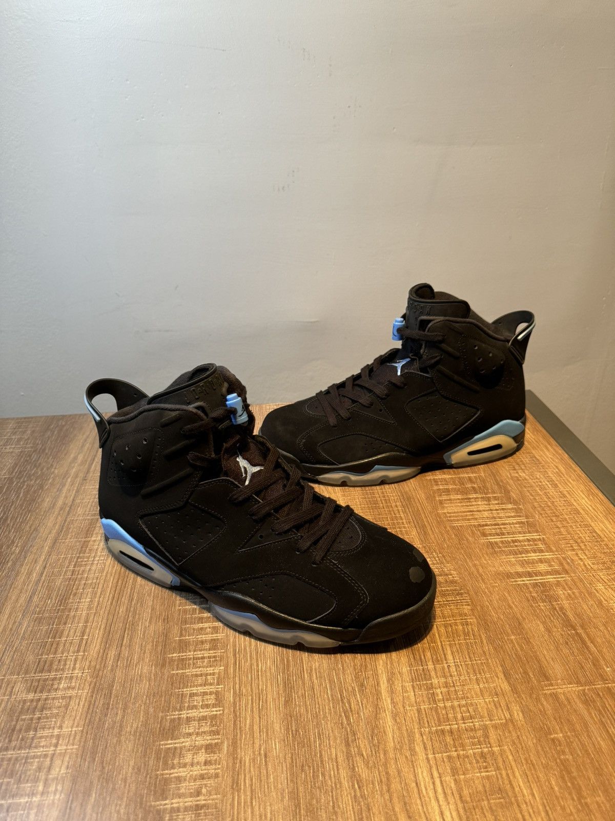 Jordan Brand Size 12 - Air Jordan 6 Retro UNC Shoe Sneakers New Size US 12 / EU 45 - 2 Thumbnail
