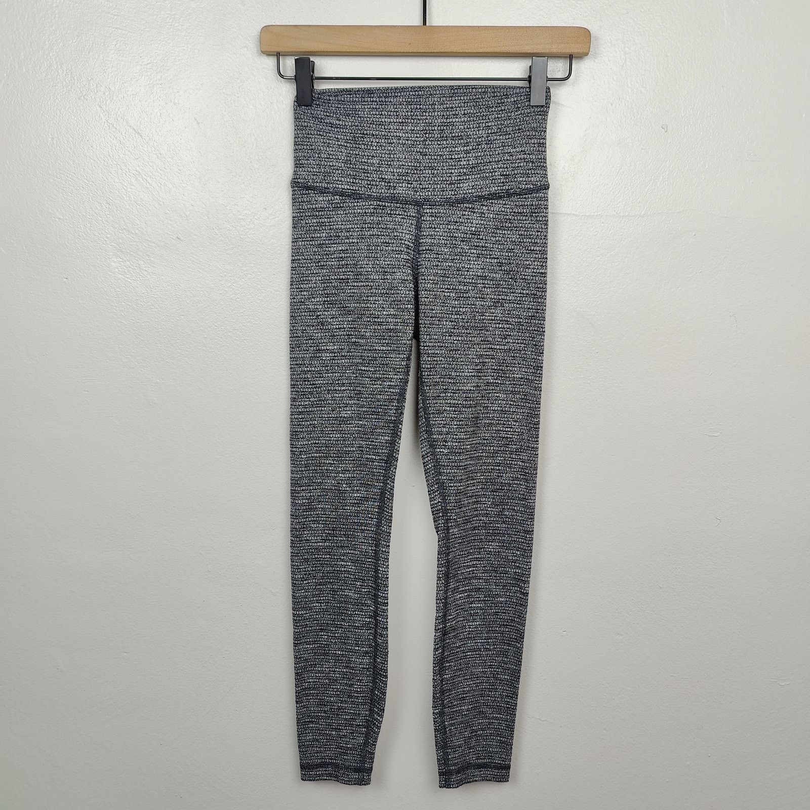 Lululemon Lululemon Wunder Under Leggings Womens 4 Luon Variegated Size 27" / US 4 / IT 40 - 1 Thumbnail