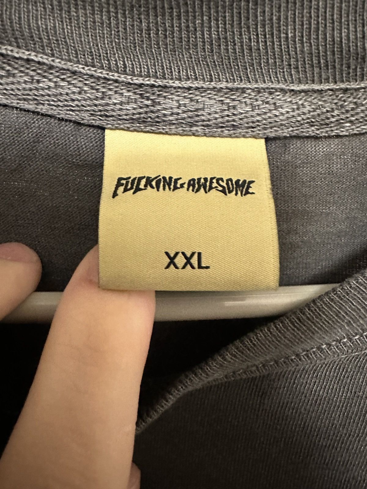 Fucking Awesome Waiting to be attacked tee Size US XXL / EU 58 / 5 - 2 Thumbnail
