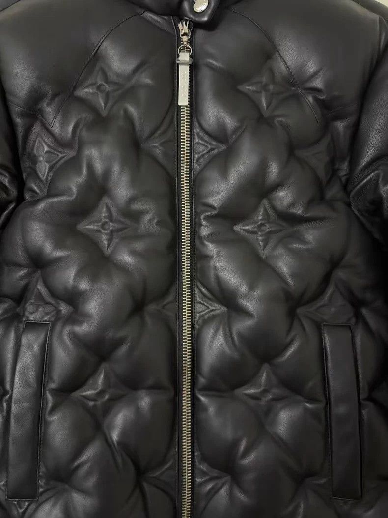 Louis Vuitton Louis Vuitton Black lambskin embossed down jacket Size XXS / US 00 / IT 34 - 3 Thumbnail