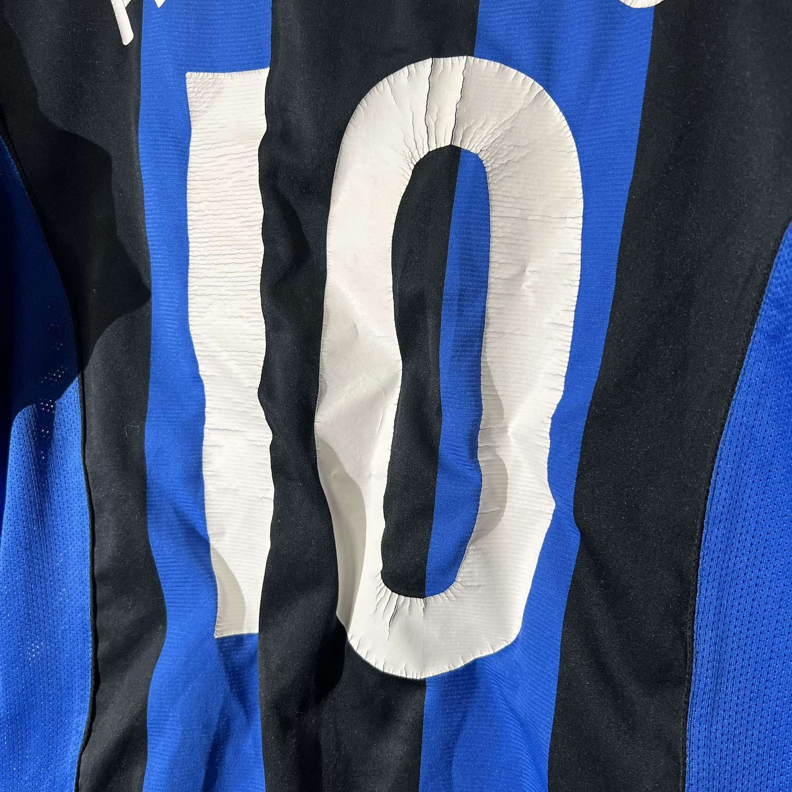 Vintage Vintage Nike Adriano Inter Milan 2004 Home Football Shirt Size US M / EU 48-50 / 2 - 5 Thumbnail