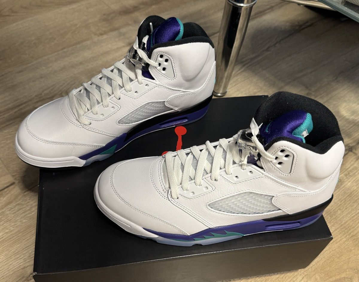 Jordan Brand Air Jordan 5 Retro OG Grape Size US 10.5 / EU 43-44 - 1 Thumbnail