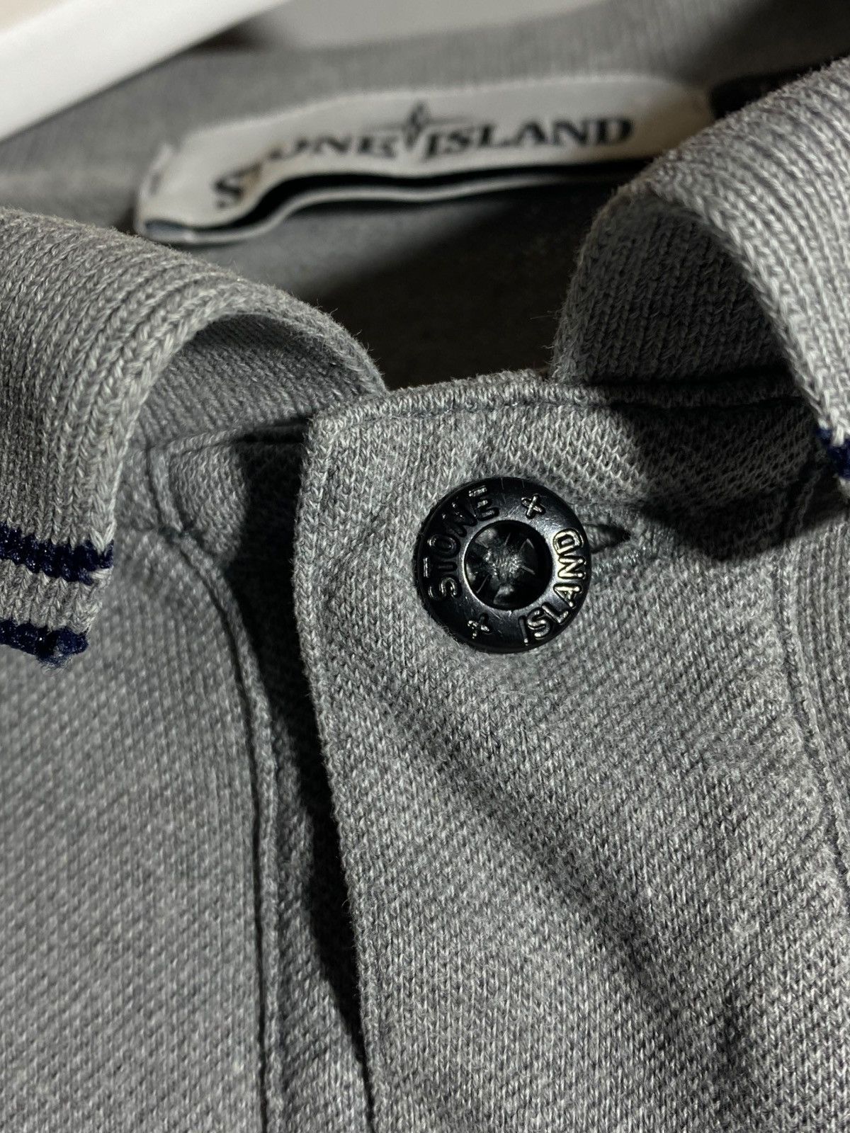 Stone Island 🔥 STONE ISLAND GREY POLO SHIRT CASUAL MILANO STREET STYLE Size US L / EU 52-54 / 3 - 11 Thumbnail