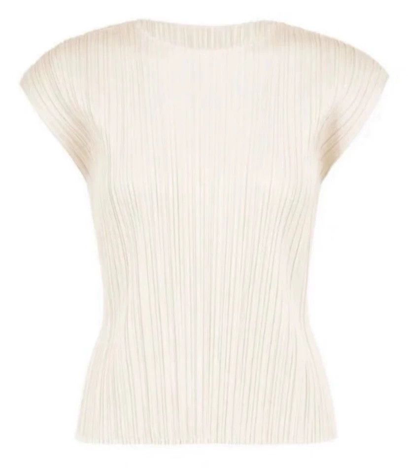 Issey Miyake issey miyake White vertical patterned short sleeved shirt Size US M / EU 48-50 / 2 - 1 Thumbnail