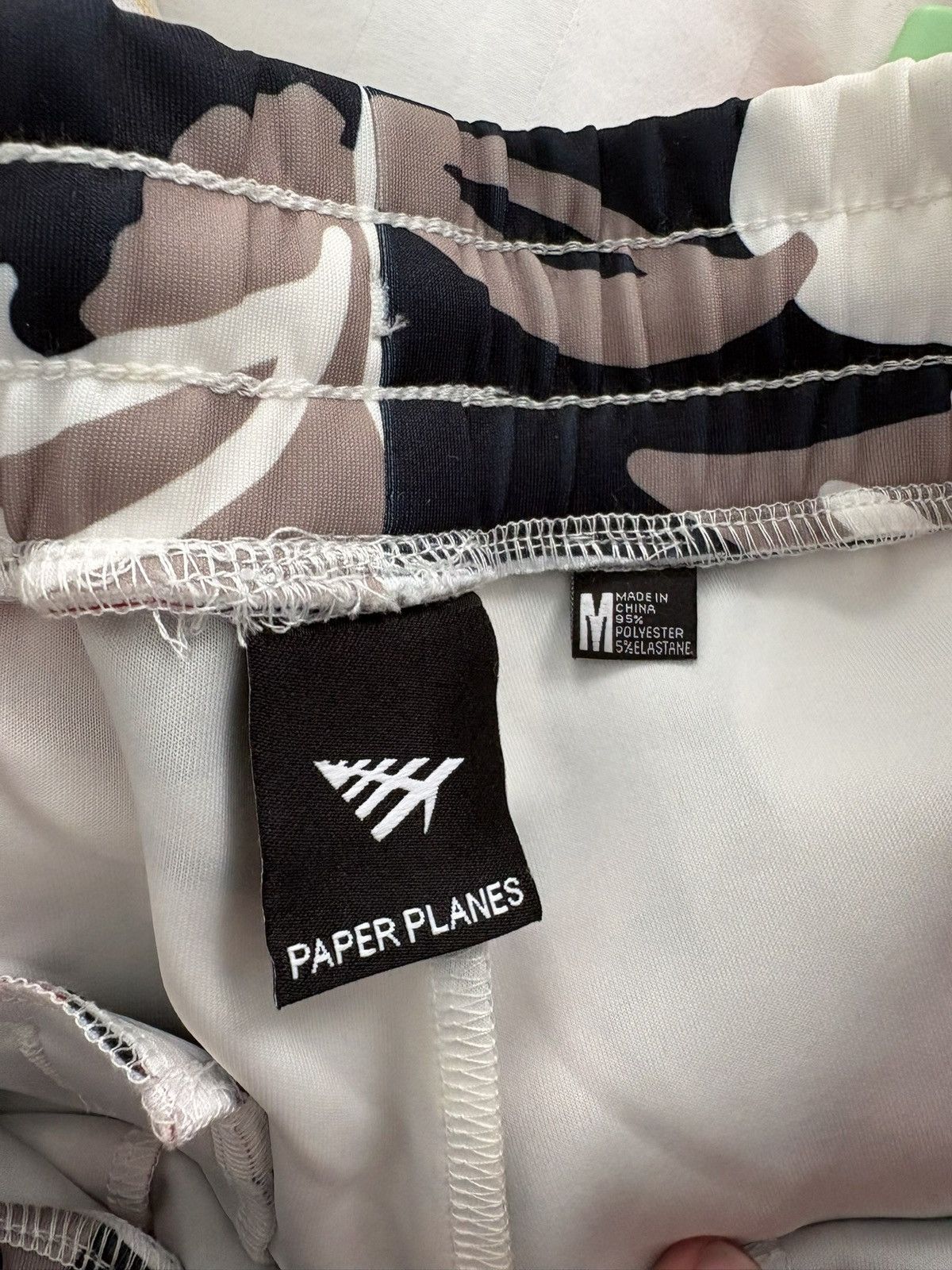 Paper Planes Brand new paper planes shorts size medium Size US 33 - 2 Thumbnail