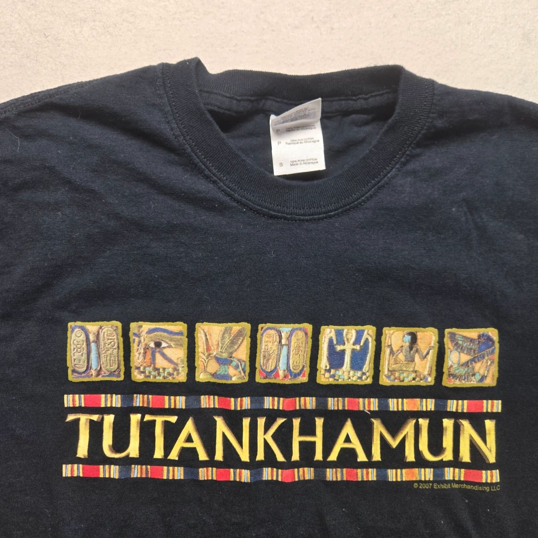 Gildan VINTAGE King Tutankhamun T-Shirt Shirt Adult Small Black 100% Cotton Pharaoh Egypt Graphic Tee Mens Size US S / EU 44-46 / 1 - 2 Thumbnail
