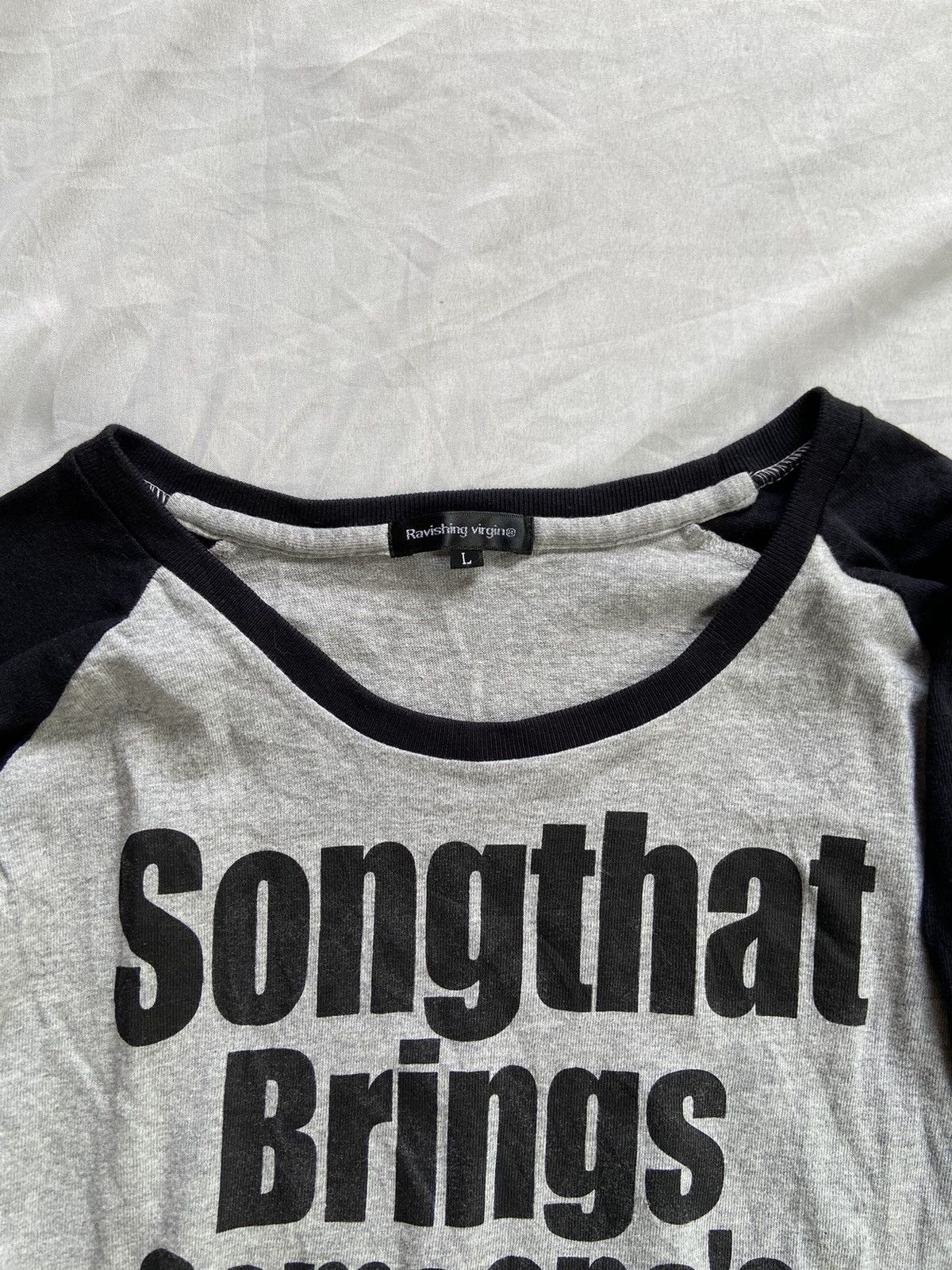 PPFM RAVISHING VIRGIN SONG THAT BRINGS SOMEONES LONG SLEEVE Size US S / EU 44-46 / 1 - 7 Thumbnail