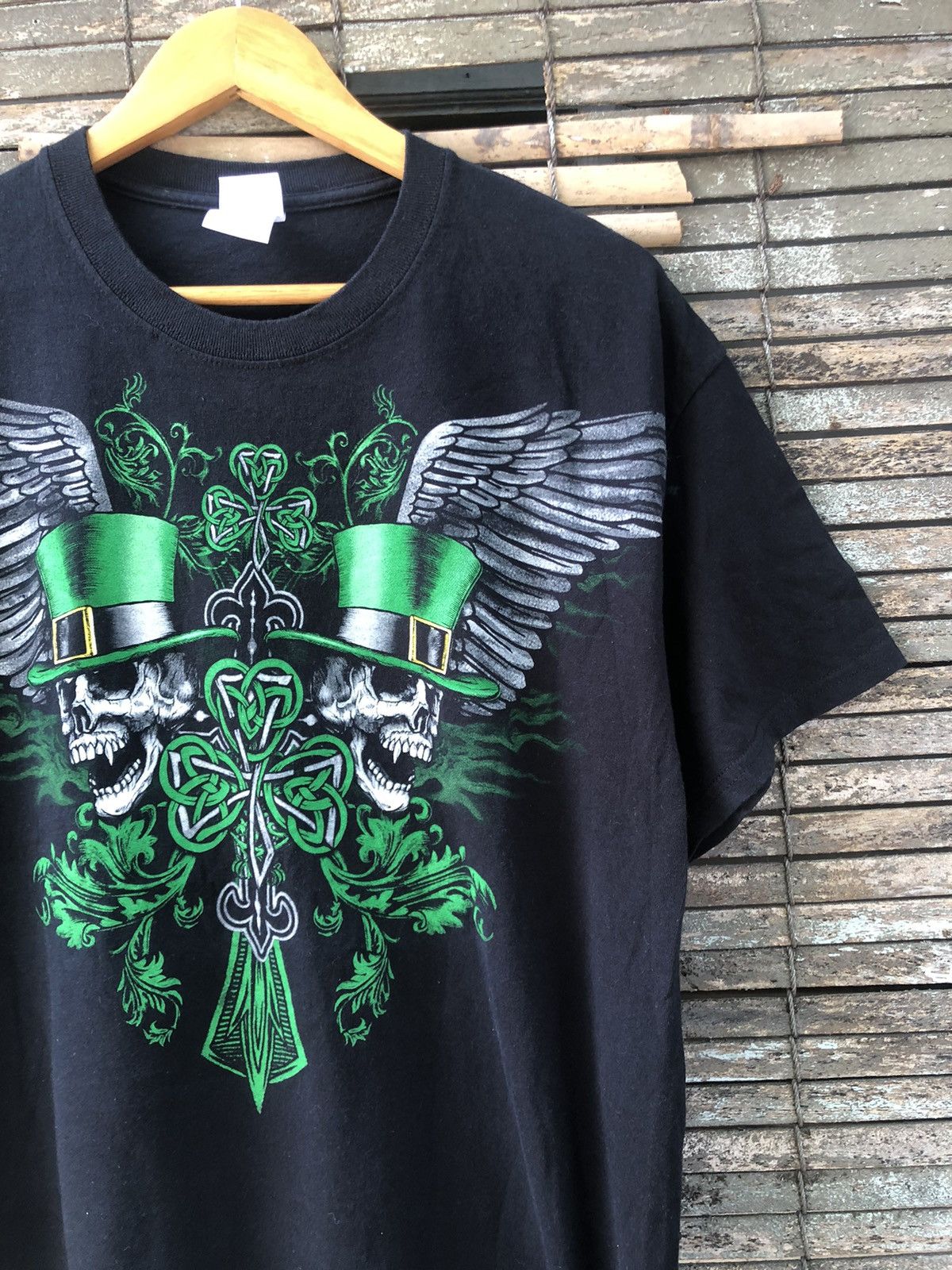 Affliction 🔥Vintage Y2K🔥St Patricks Day Green National Art Vector Tee Size US L / EU 52-54 / 3 - 4 Thumbnail
