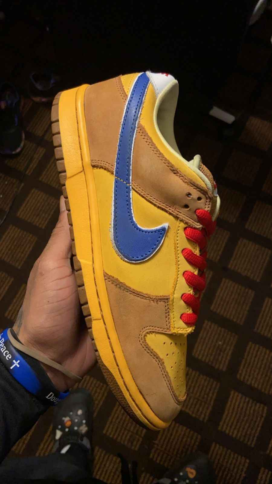 Nike × Vintage Dunk low Newcastle brown ale Size US 8.5 / EU 41-42 - 6 Thumbnail