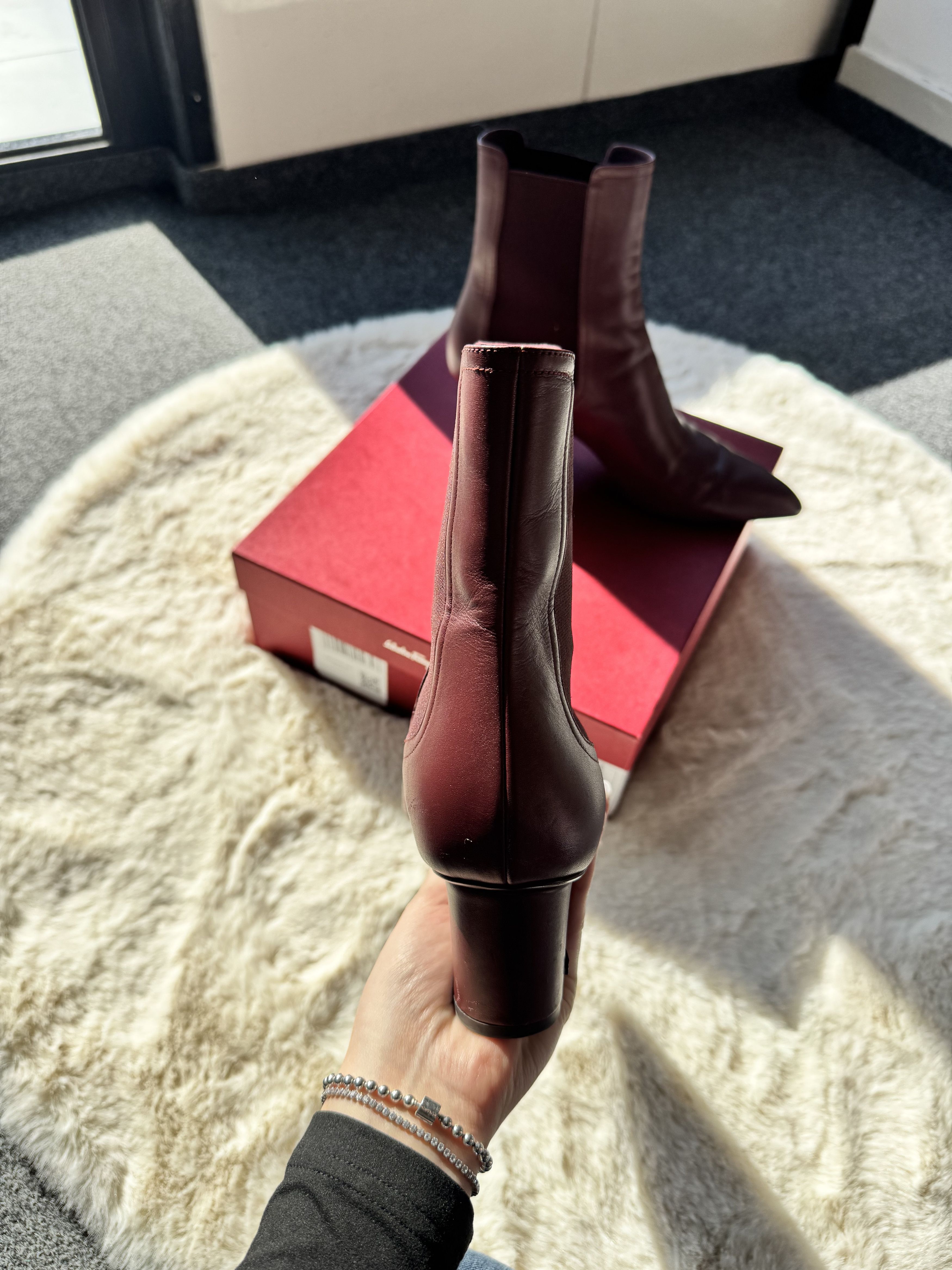 Salvatore Ferragamo Salvatore Ferragamo Velta 55 - burgundy leather ankle boots Size US 9.5 / IT 39.5 - 3 Thumbnail