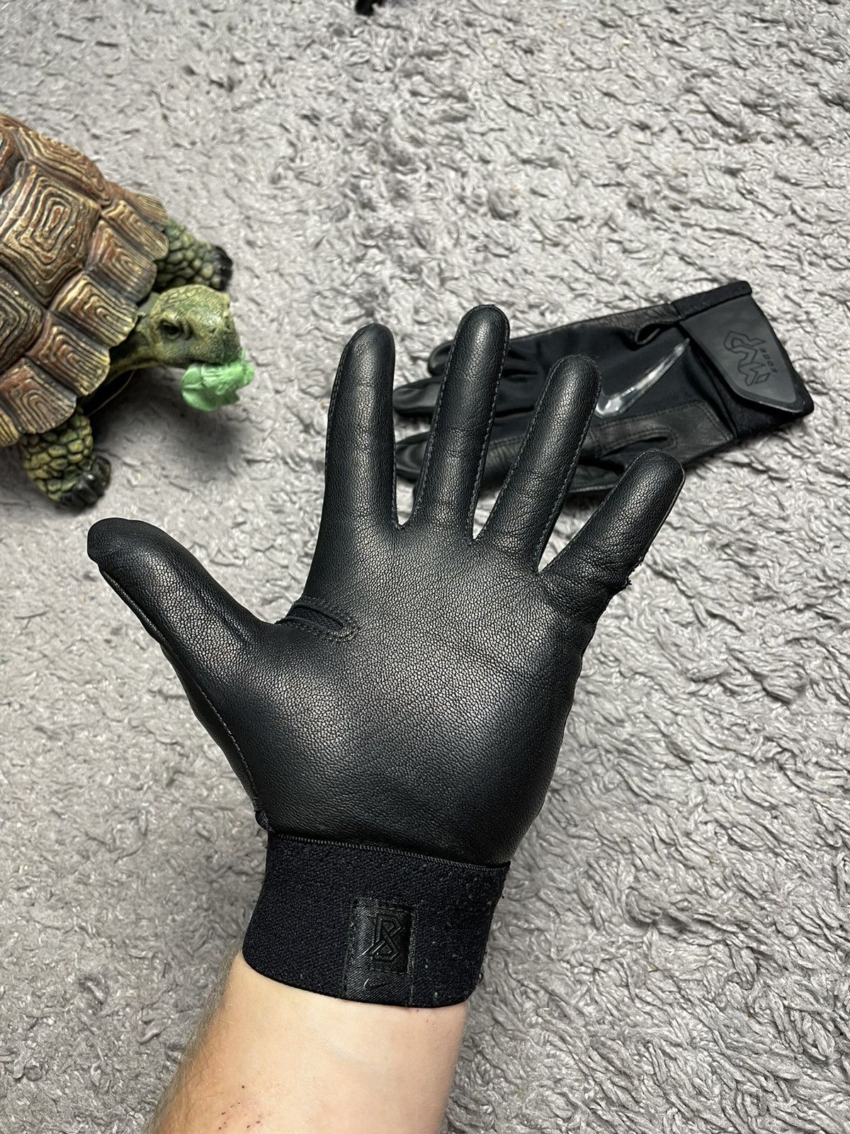 Nike Nike MVP Edge Baseball Gloves Black Swoosh Drill y2k Size ONE SIZE - 5 Thumbnail