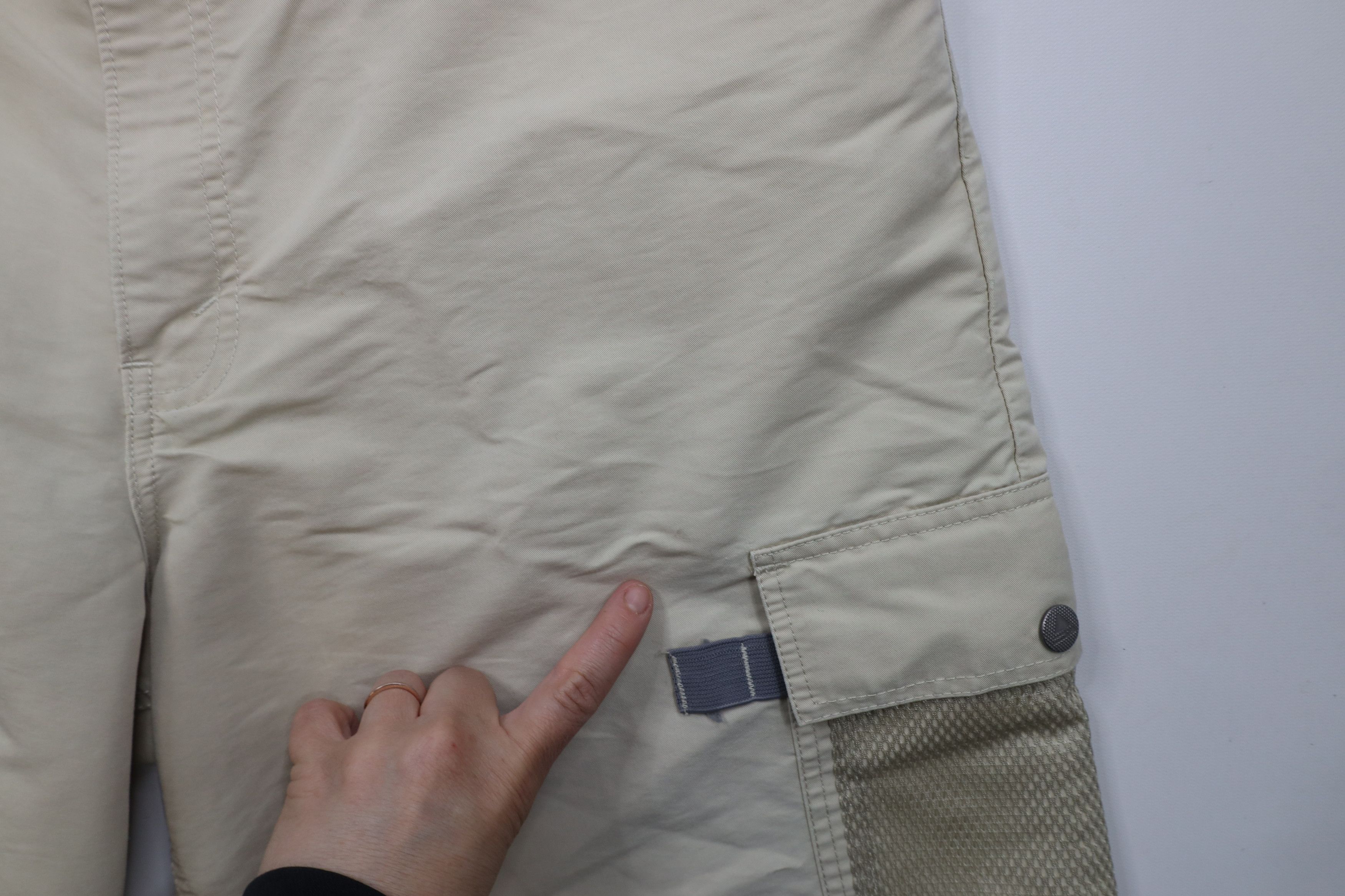 Levi's × Vintage Vintage 90s Levis SilverTab Loose Fit Cargo Shorts Beige Size US 36 / EU 52 - 5 Thumbnail