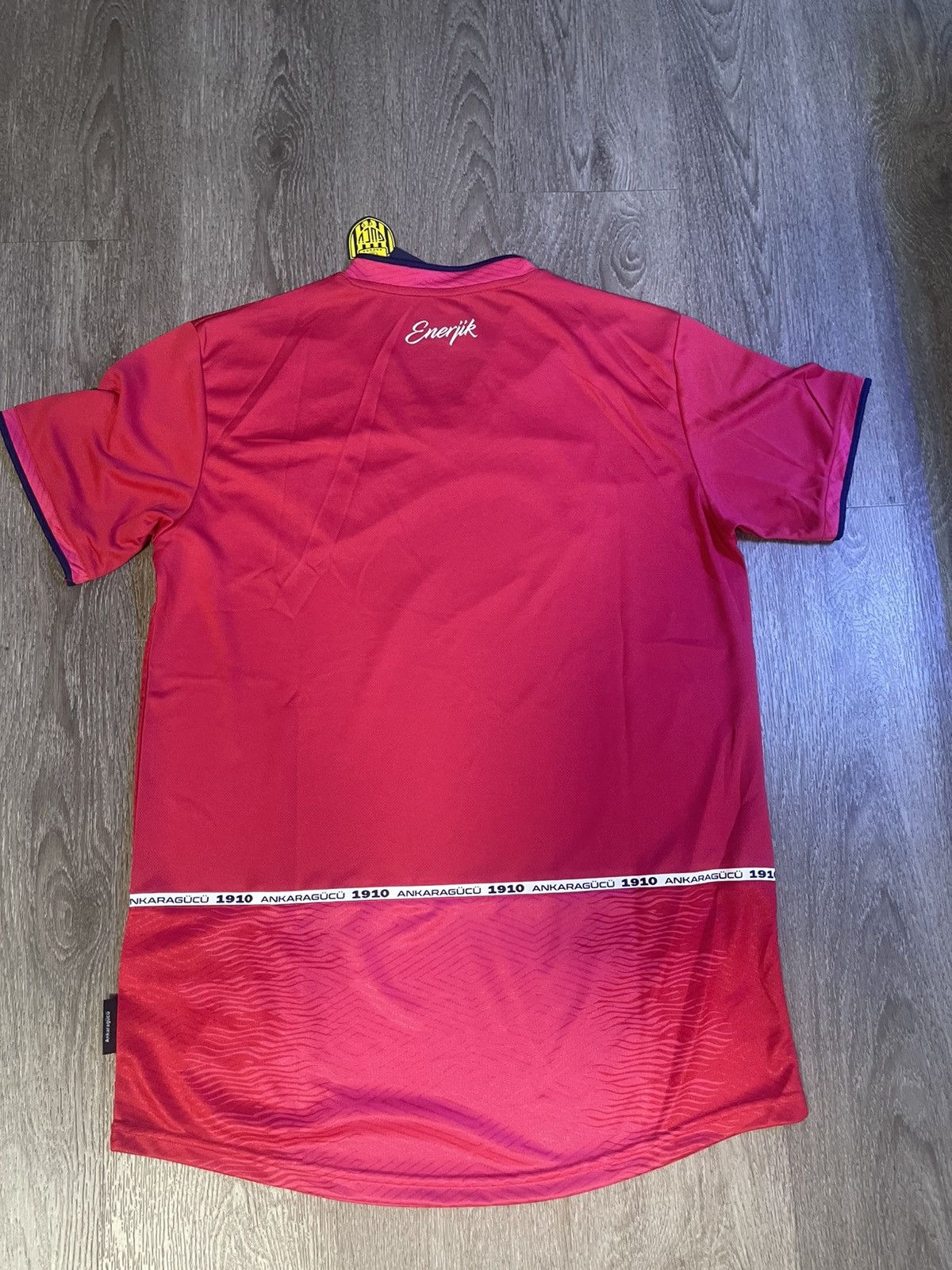 Umbro MKE Ankaragücü 23/24 Season Soccer Football Jersey Kit Size US XL / EU 56 / 4 - 4 Thumbnail