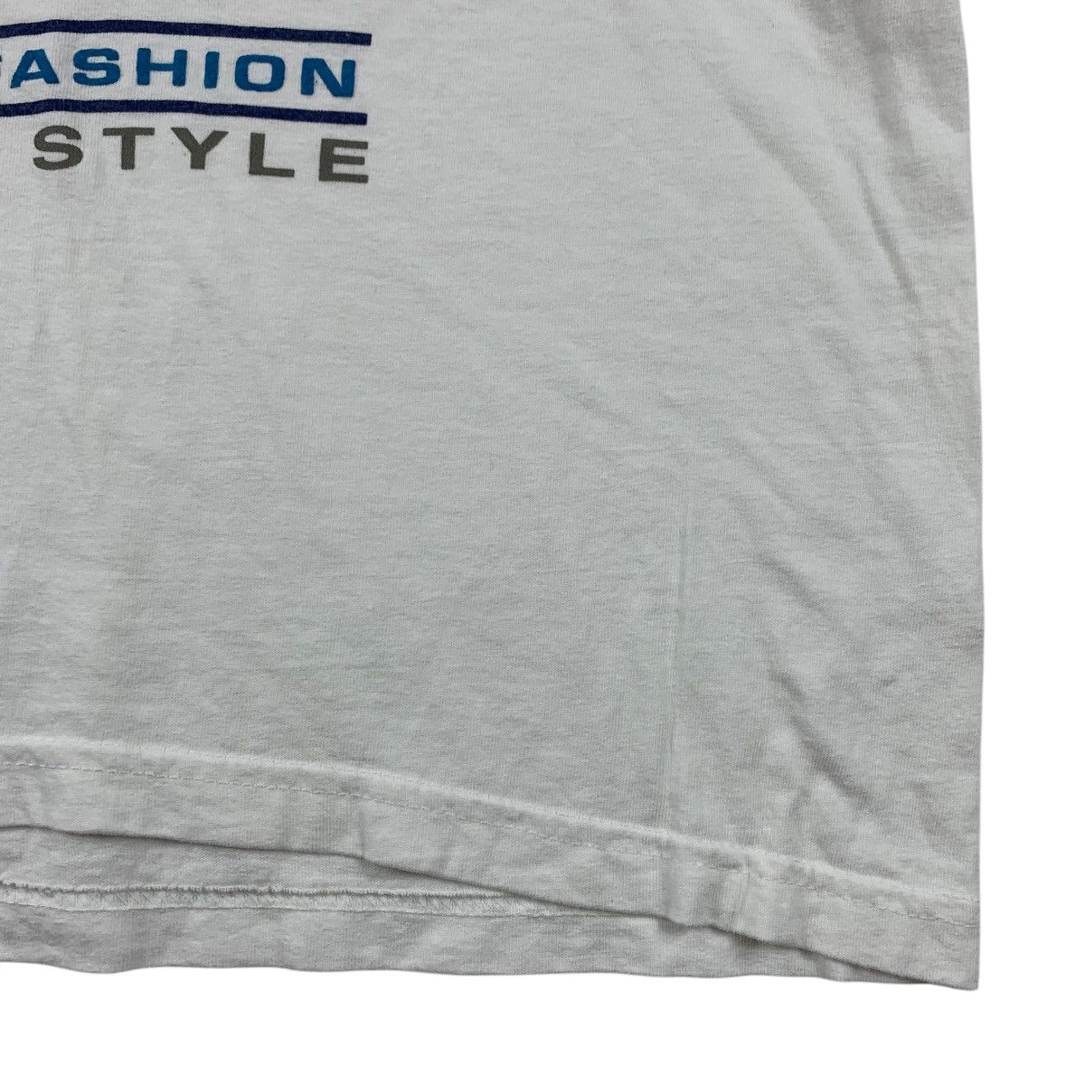 Guess × Vintage Vintage GUESS SPORT printed big logo tee Size US L / EU 52-54 / 3 - 7 Thumbnail