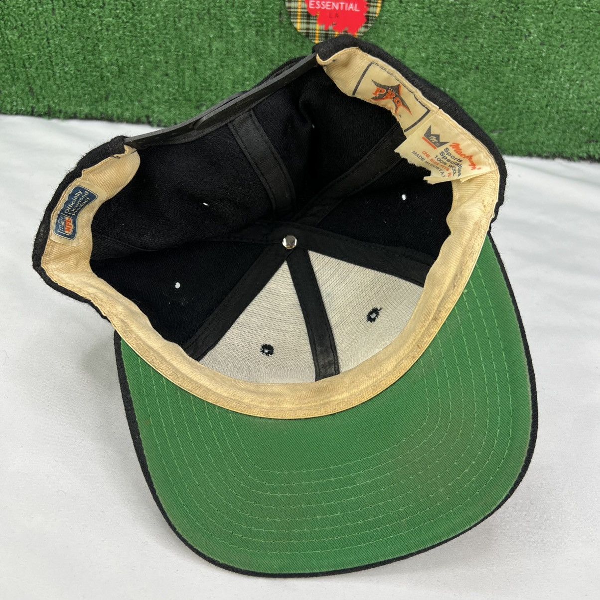 Sports Specialties VTG Sports Specialties New Orleans Saints Script Snapback Size ONE SIZE - 7 Thumbnail