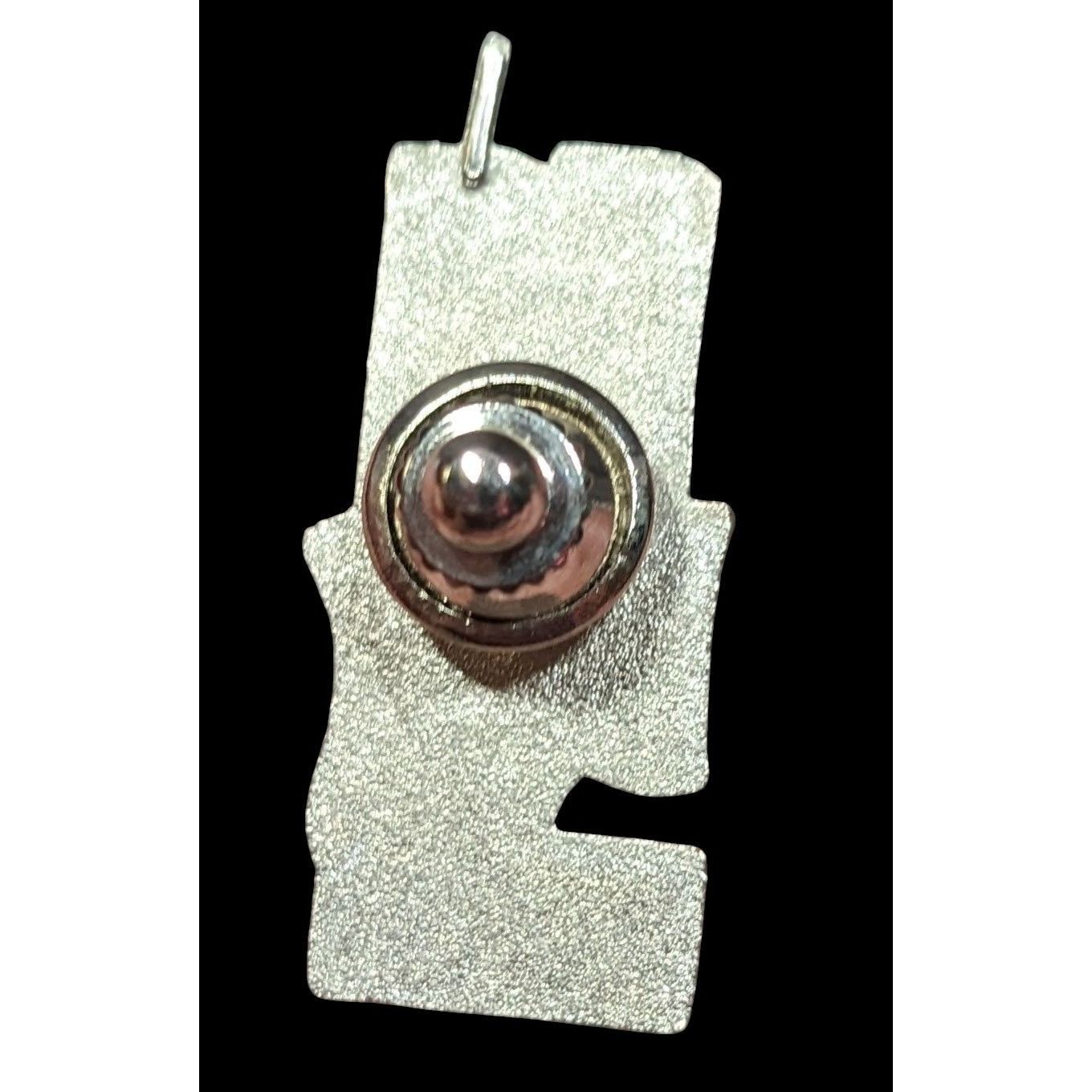 Other 9/11 Twin Towers United We Stand Lapel Pin Size ONE SIZE - 2 Thumbnail