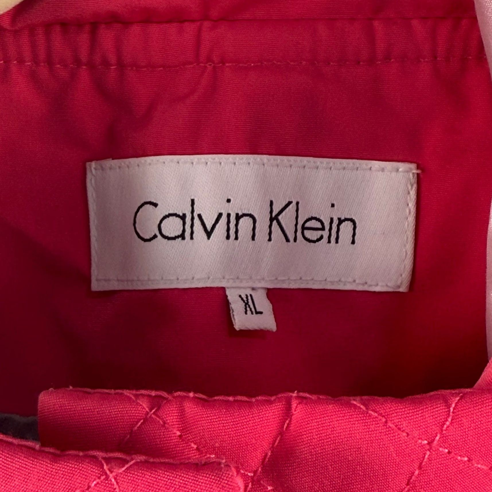 Calvin Klein Calvin Klein Women XL Quilted Jacket Detachable Hood Pink Barbi(e)core EUC Size XL / US 12-14 / IT 48-50 - 2 Thumbnail