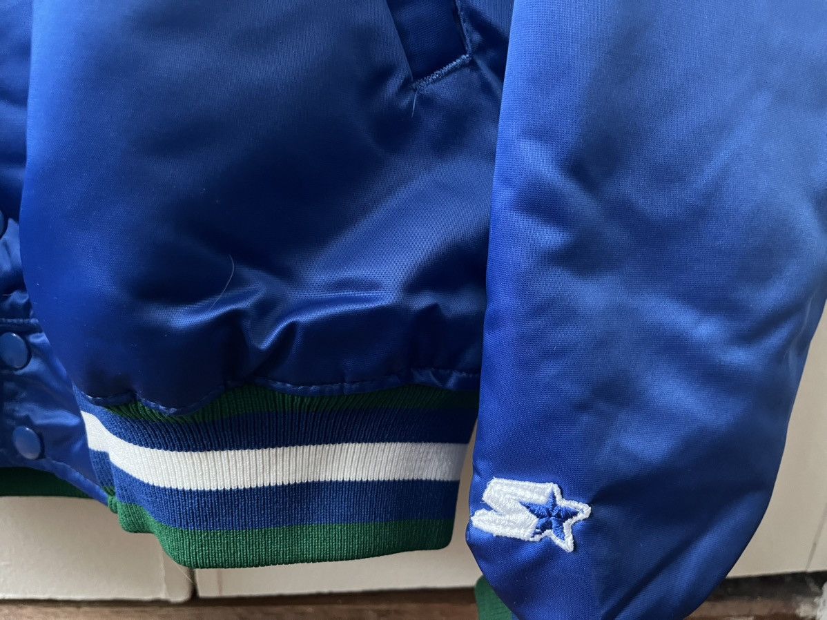 Starter VINTAGE Starter Minnesota Timberwolves Bomber Jacket Size L Size US L / EU 52-54 / 3 - 5 Thumbnail
