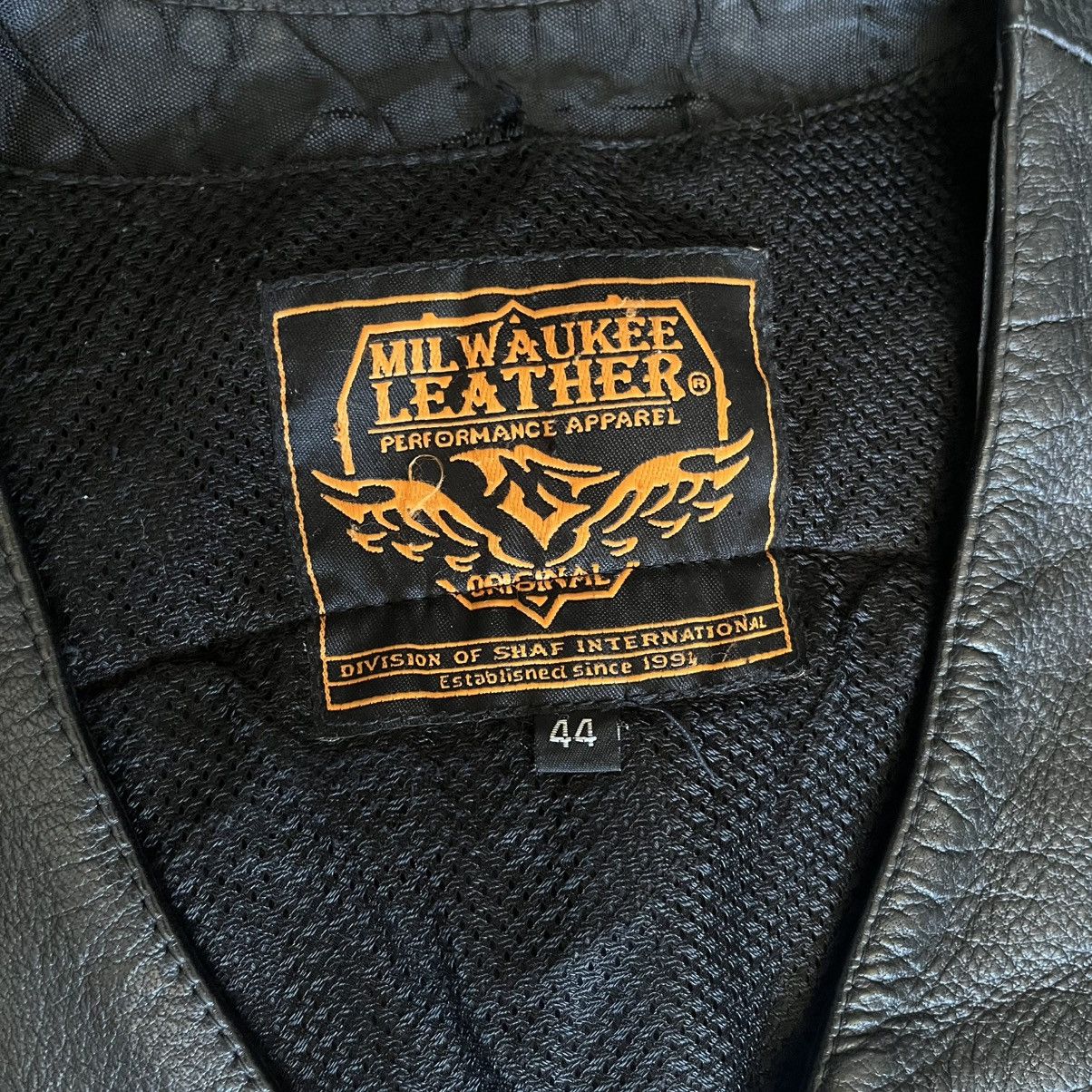 Genuine Leather Milwaukee Leather Pure Platinum MC Motorcyle Vest Vintage Size US L / EU 52-54 / 3 - 5 Thumbnail