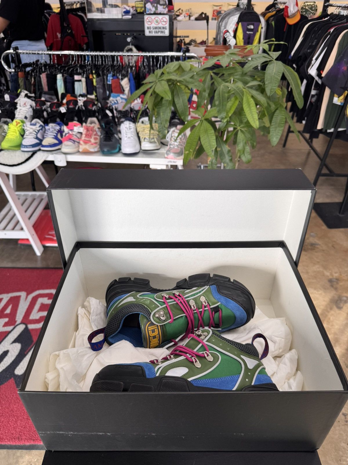 Gucci Gucci Flashtrek Green Blue Size 6.5 (2023) Size US 6.5 / EU 39-40 - 10 Thumbnail