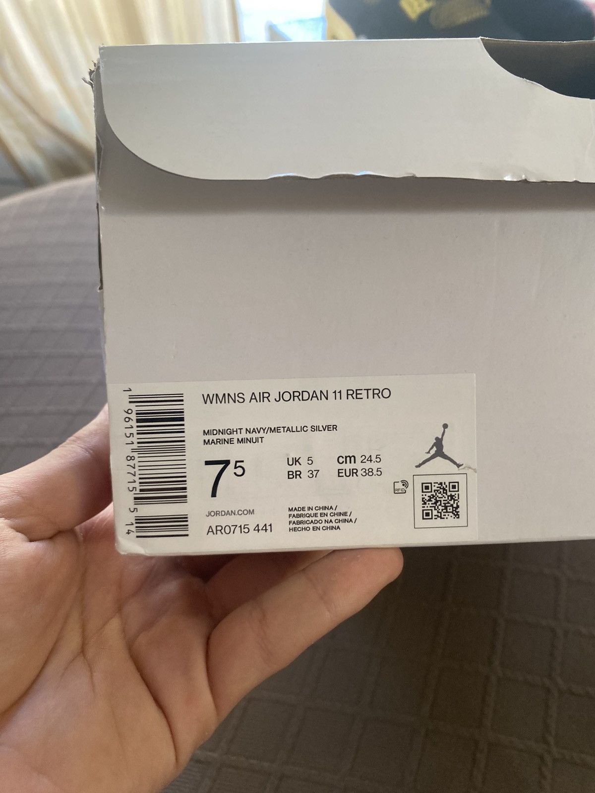 Jordan Brand × Nike Air Jordan 11 midnight navy Size US 7.5 / IT 37.5 - 6 Thumbnail